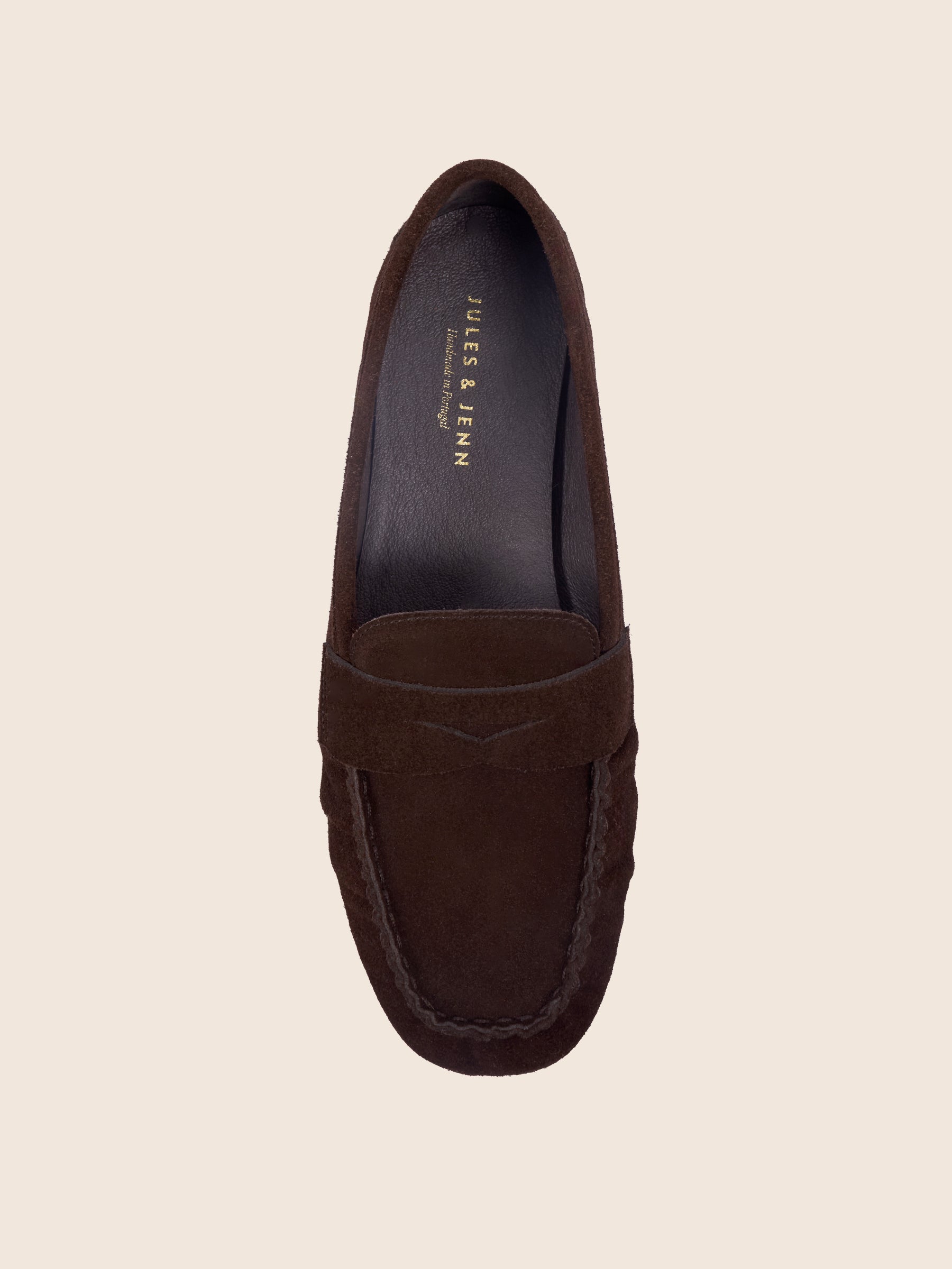 photo vue dessus mocassins plissés thais cuir daim marron jules jenn