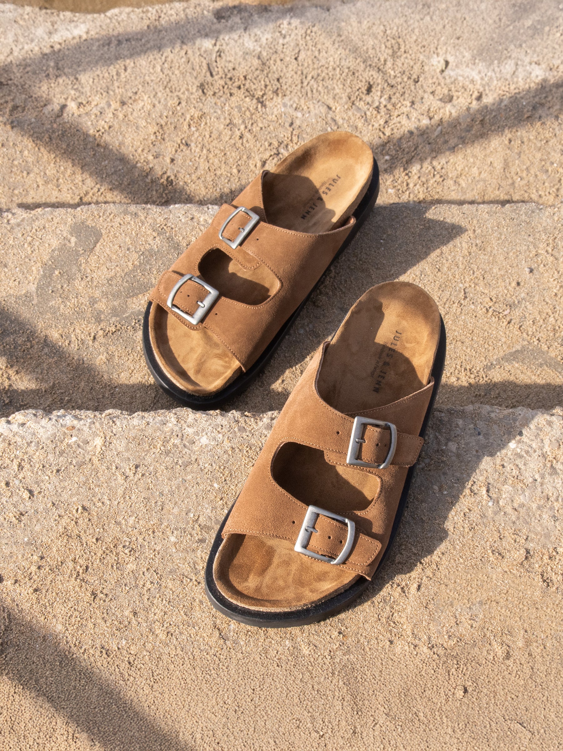 vue posée mules liege cuir daim cognac jules jenn