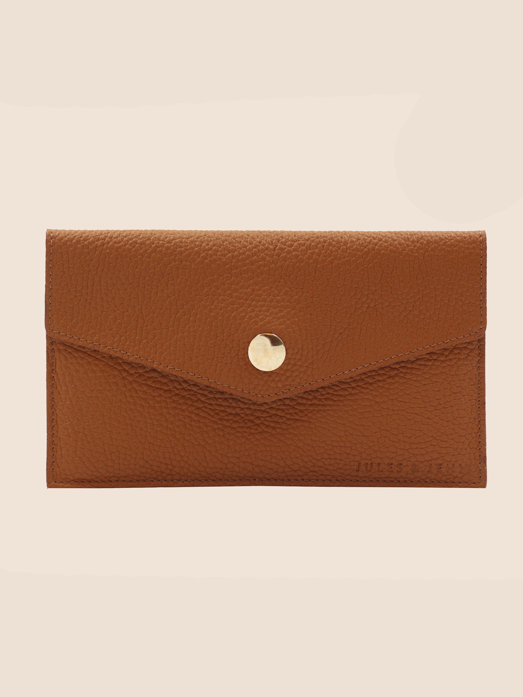 pochette enveloppe cuir grainé upcycle camel jules & jenn