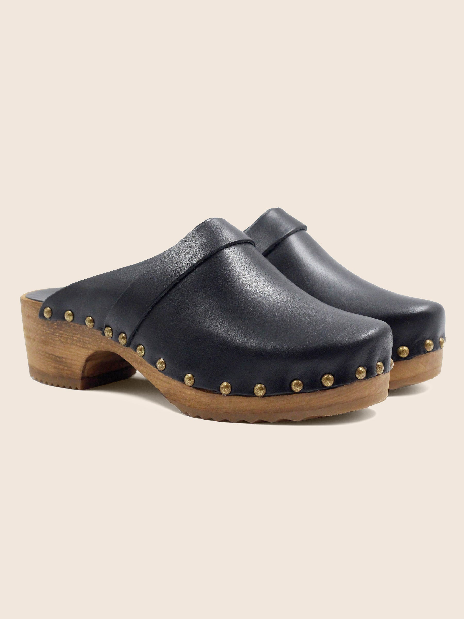 sabots bois cuir noir jules jenn