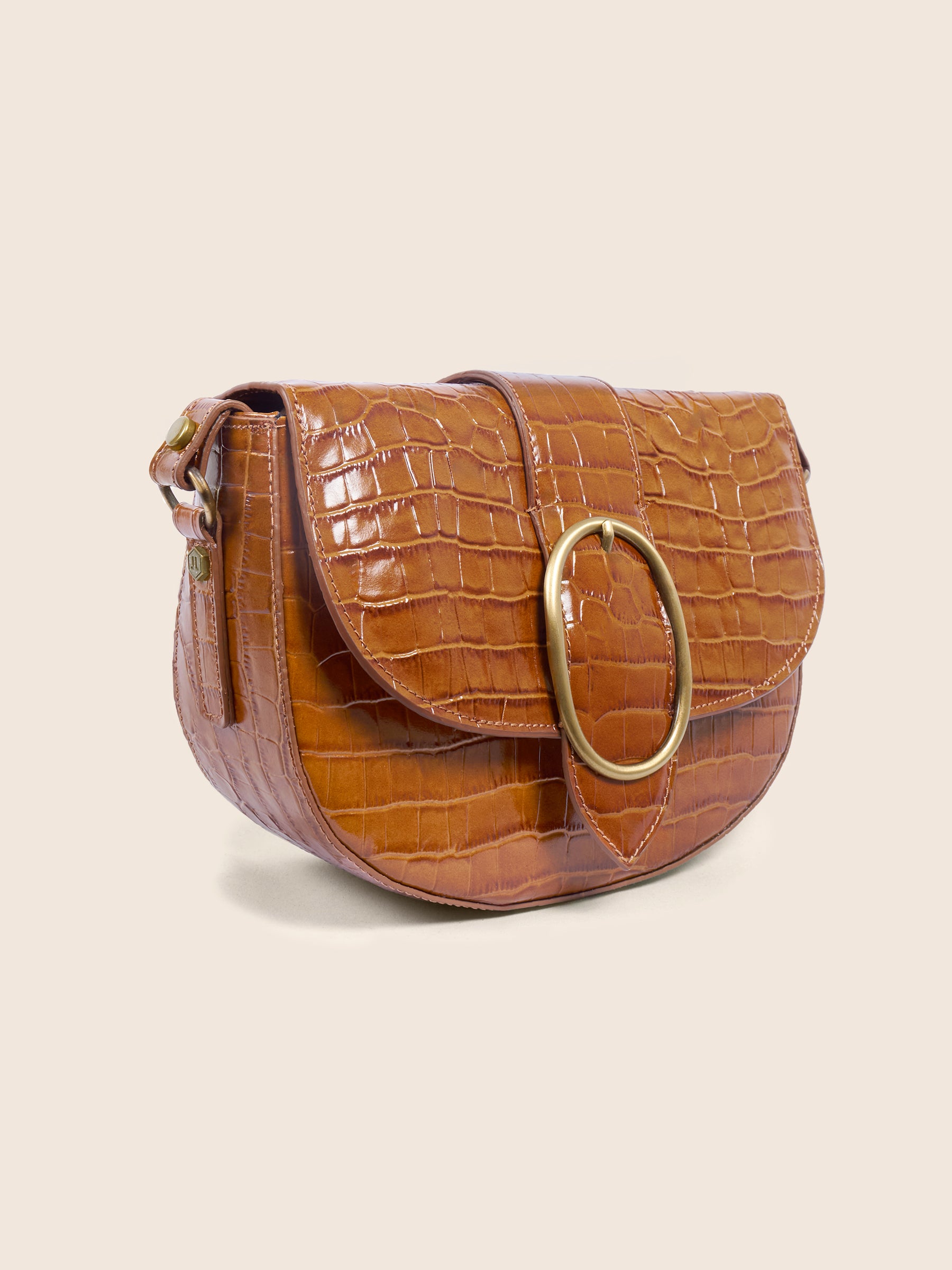 photo vue profil sac boucle cuir imprime crocodile cognac jules jenn