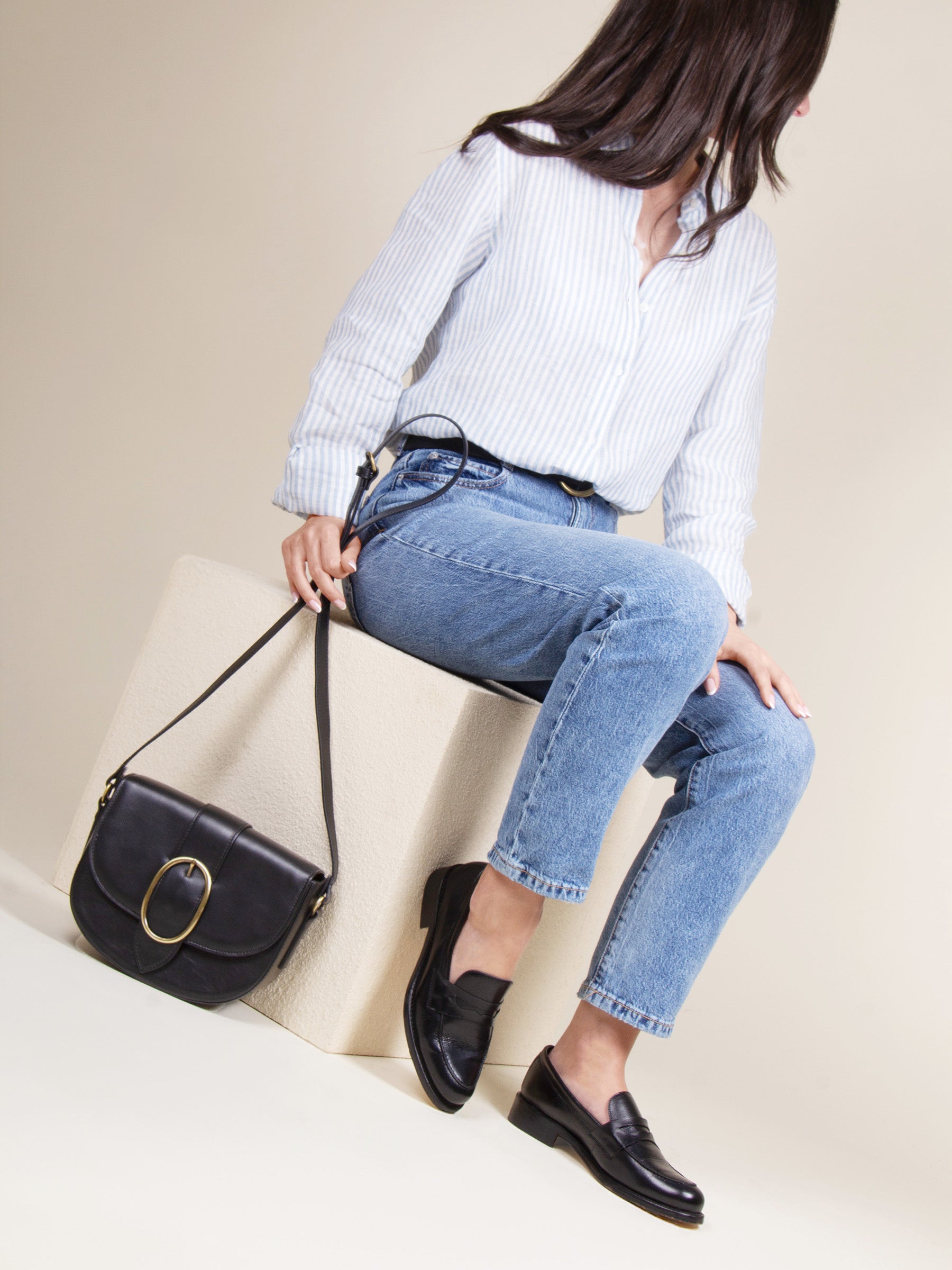 vue portée sac boucle cuir noir jules jenn