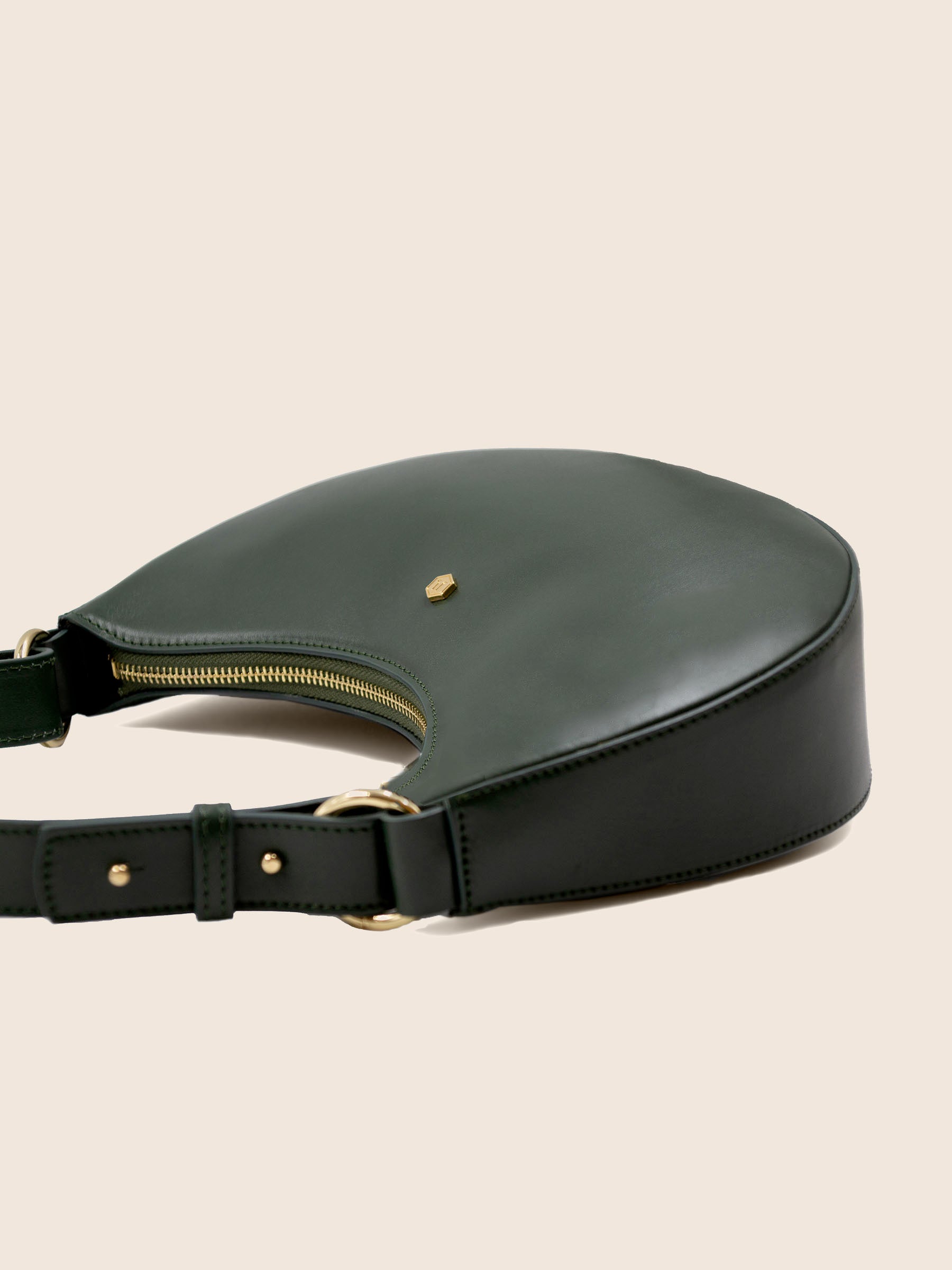 vue dessus sac hobo cuir vert jules jenn