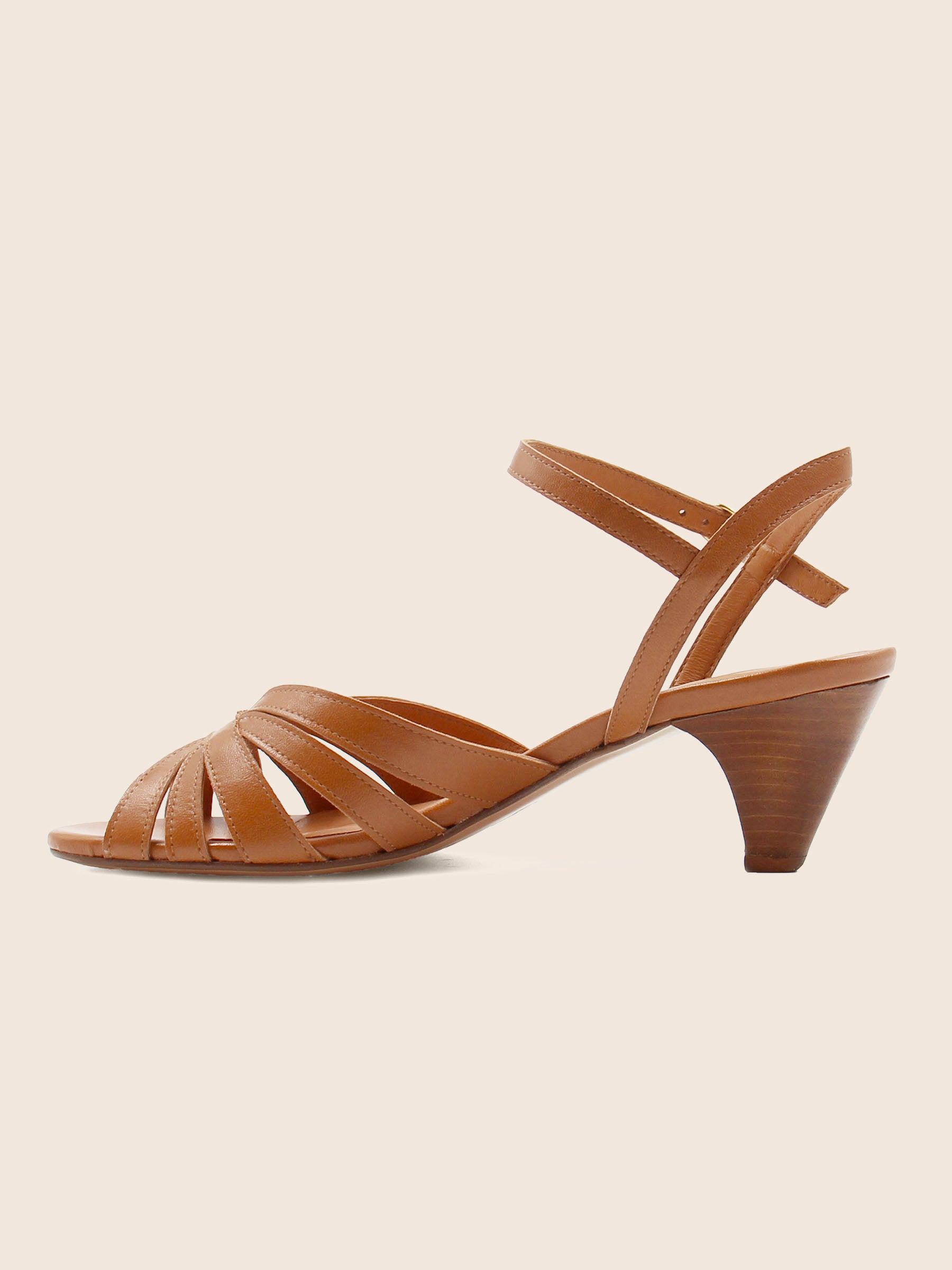 Sandales moyen talon brides camel