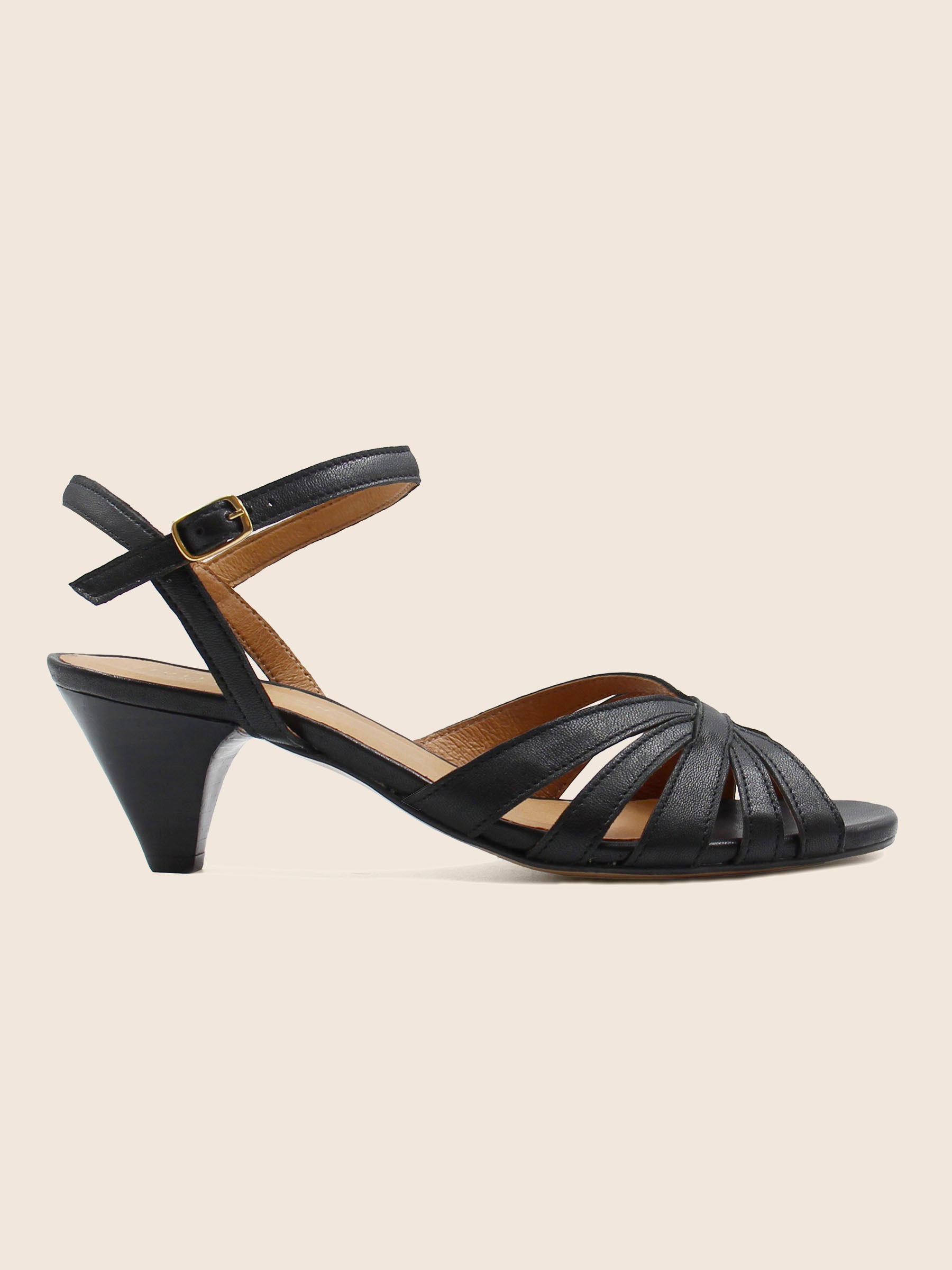 vue exterieur sandales moyen talon brides cuir noir jules & jenn