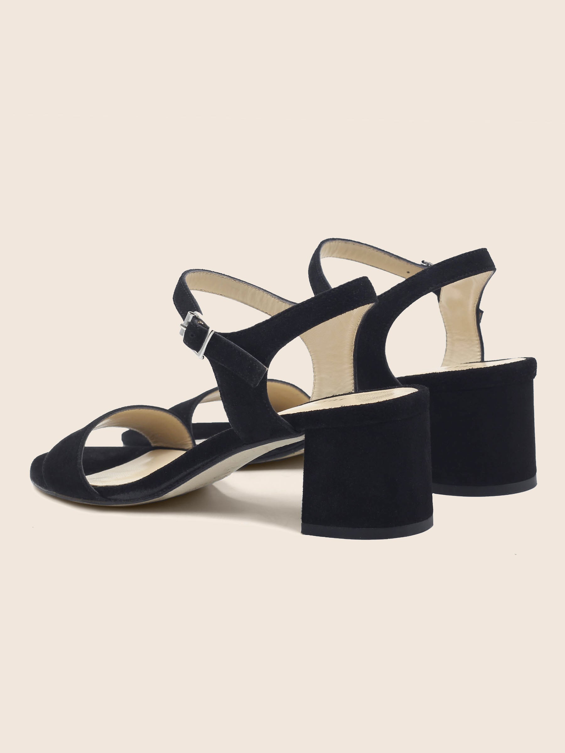 vue arriere sandales moyen talon cuir daim noir jules jenn