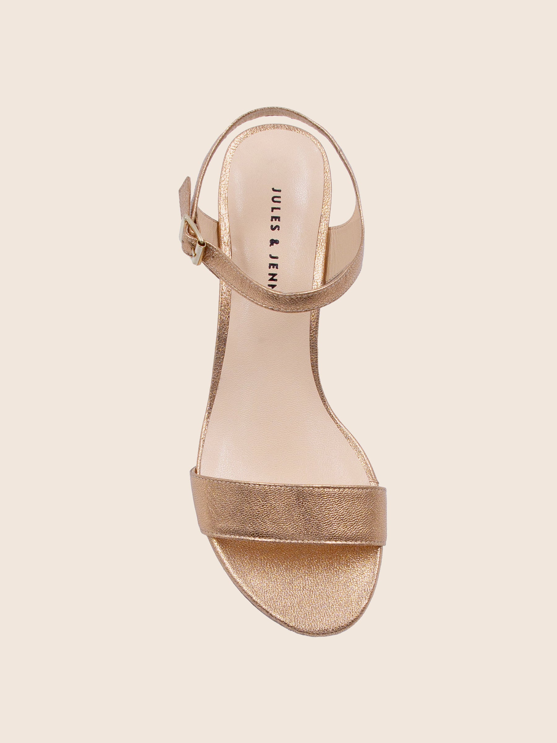 vue dessus sandales moyen talon cuir metallise rose jules jenn