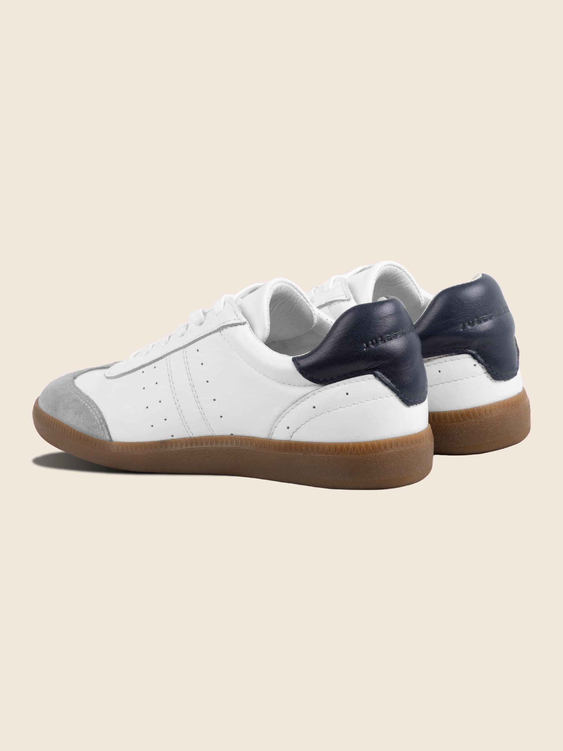 vue arrière tennis lacet cuir blanc et gris jules jenn
