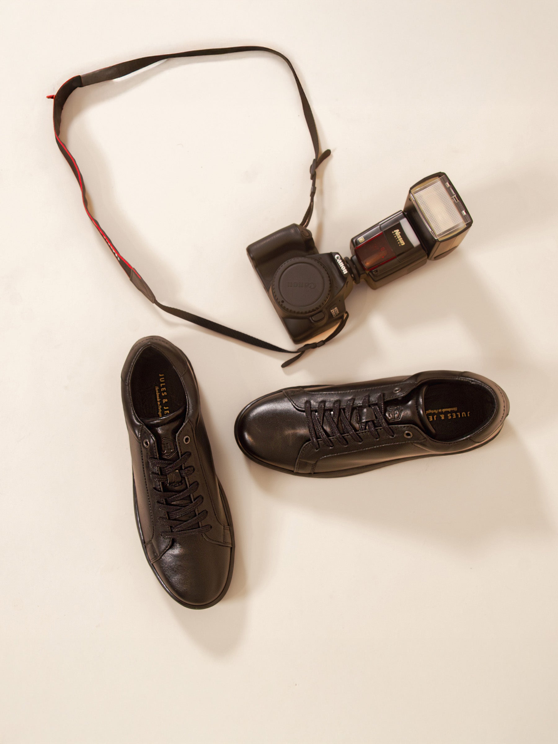 vue posée tennis lacet homme cuir noir jules jenn