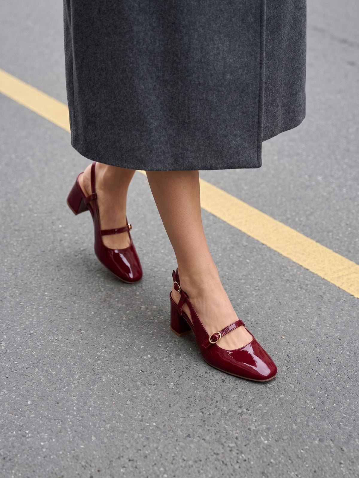 escarpins slingback femme vernis bordeau JULES & JENN à la une