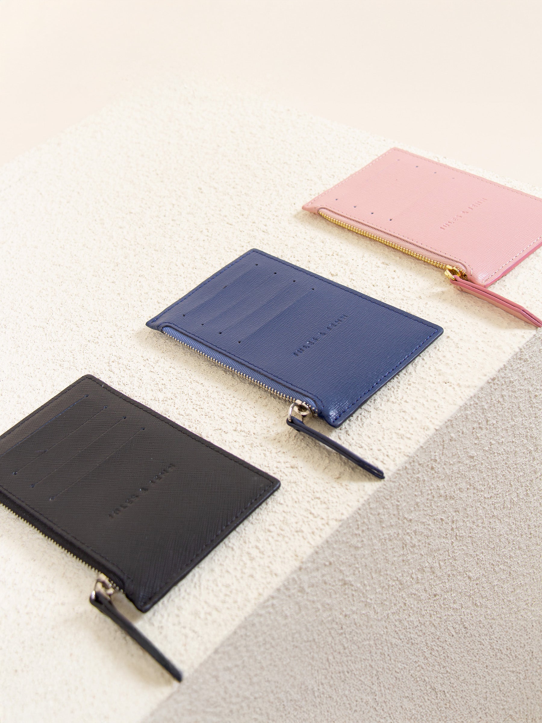vue posée porte cartes zippe cuir rose jules & jenn