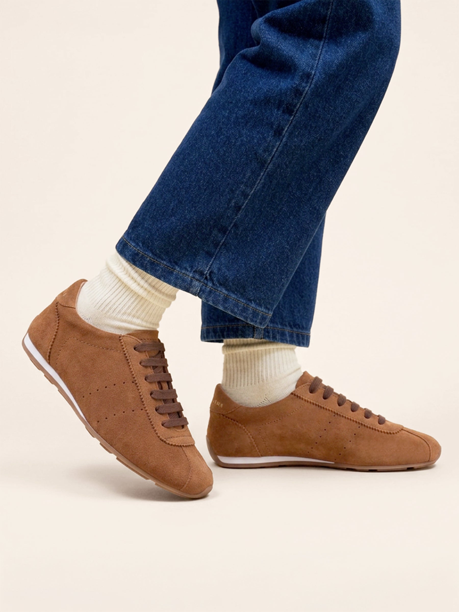 Baskets fines cuir daim cognac