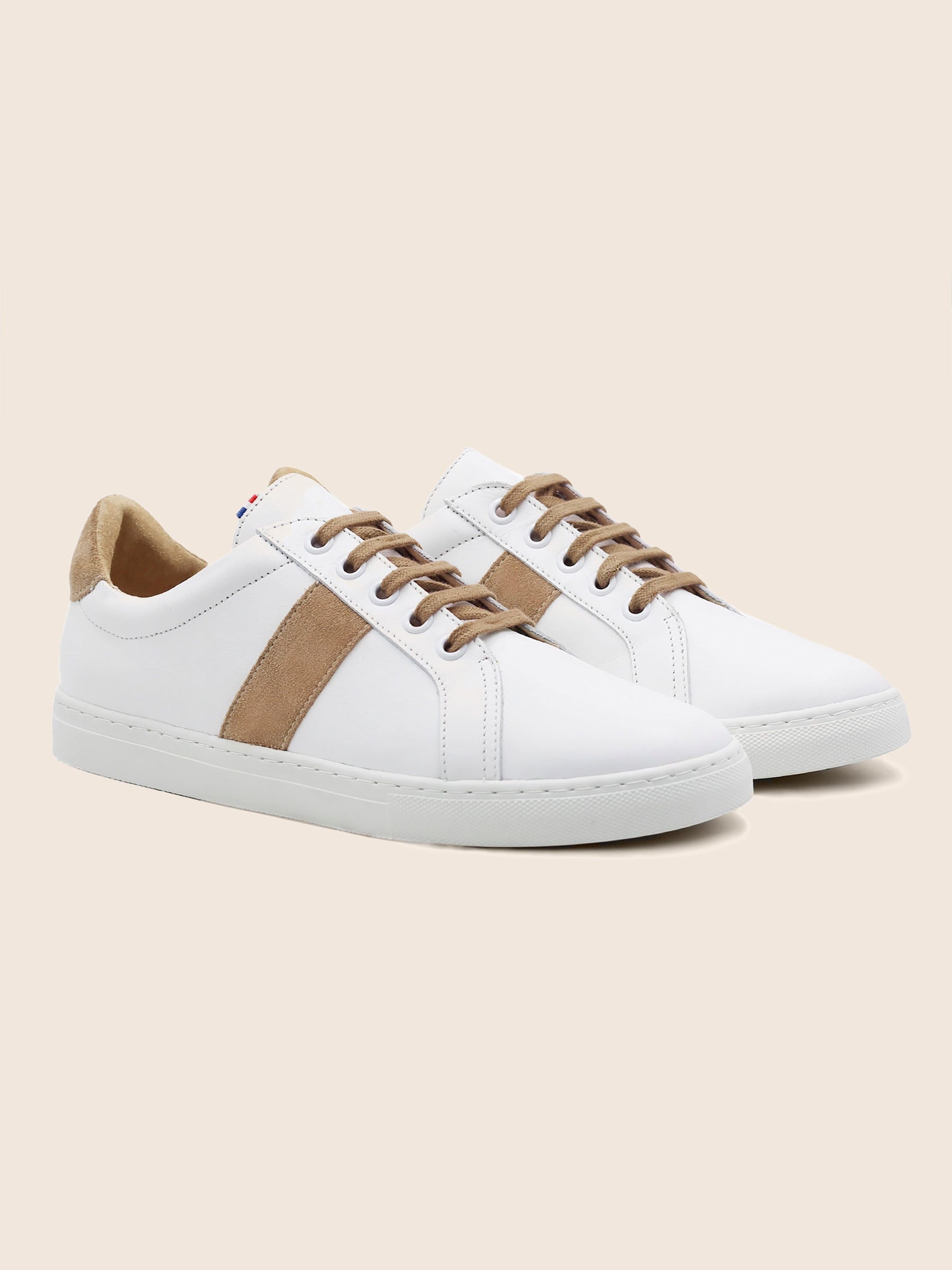 baskets a lacet cuir blanc & beige jules & jenn