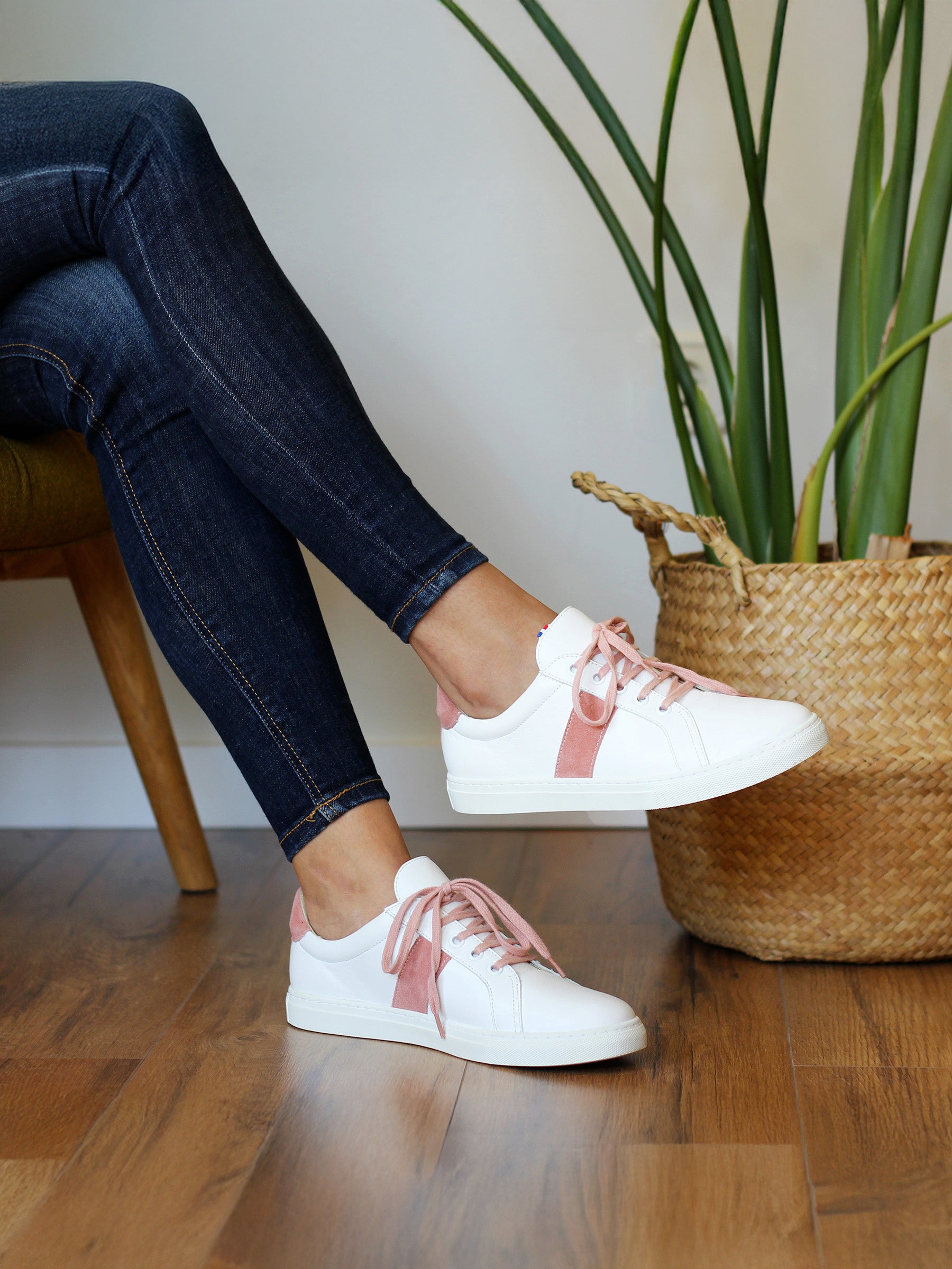 vue portée baskets made in france cuir blanc rose jules & jenn