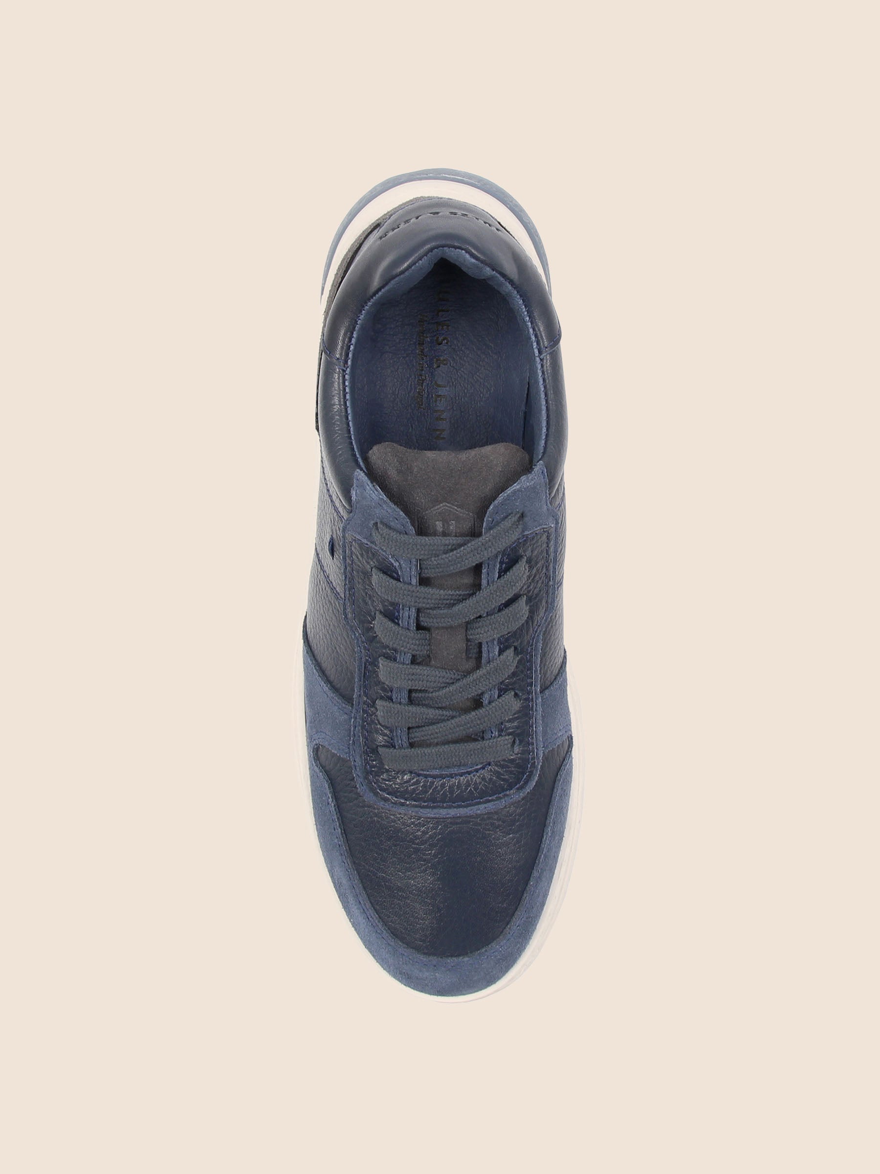 vue dessus baskets leo cuir bleu jules & jenn