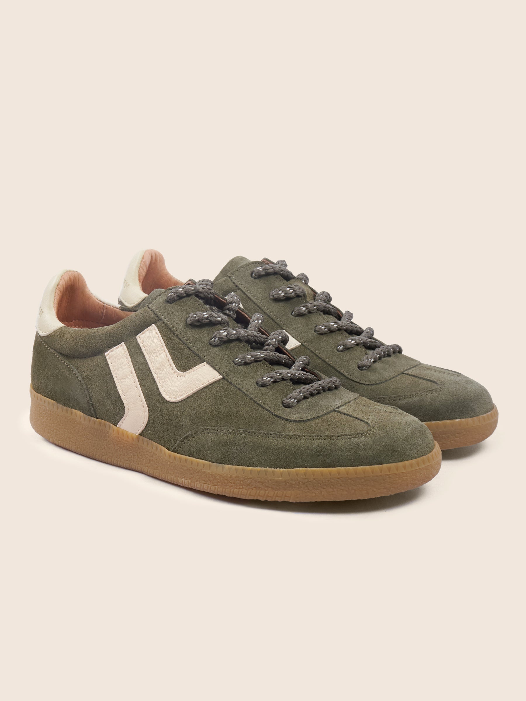 vue avant baskets retro ninon cuir daim kaki ecru jules & jenn