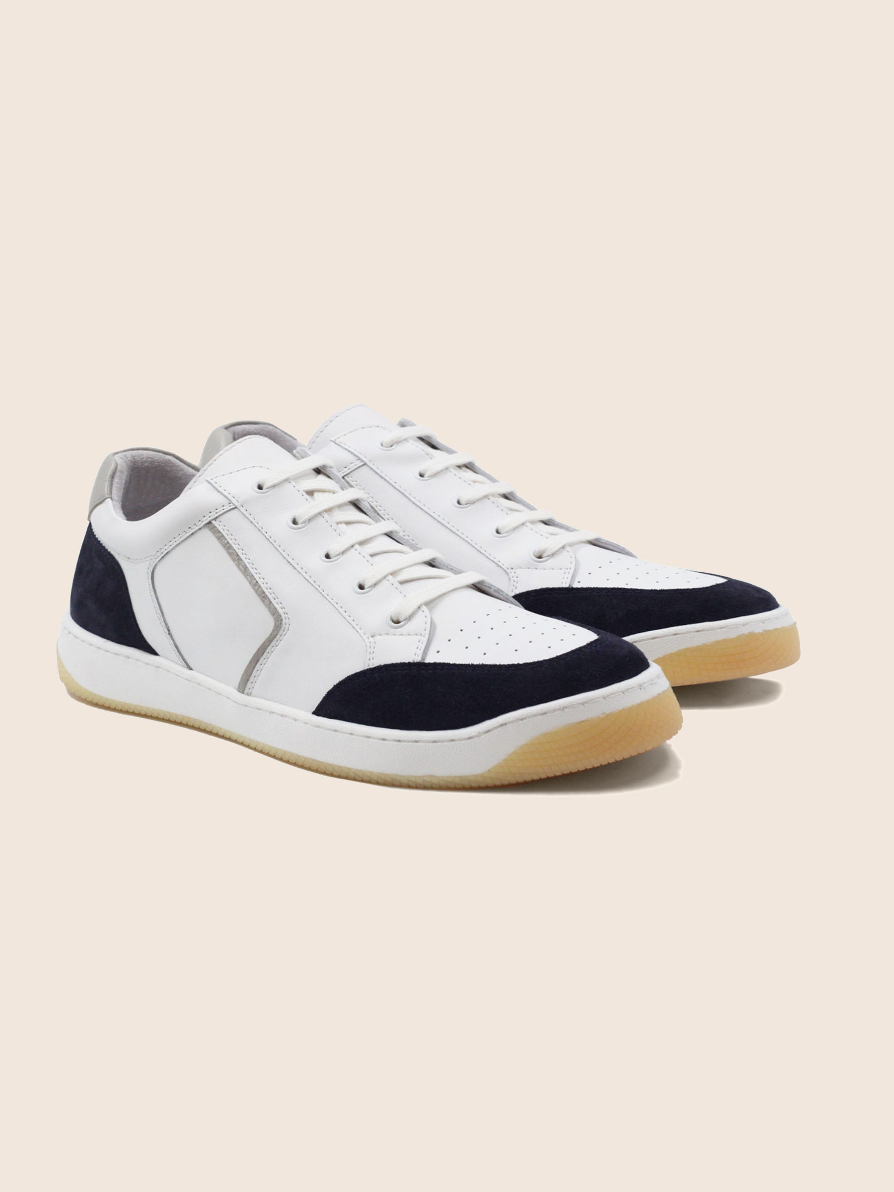 baskets retro homme cuir blanc & bleu jules & jenn