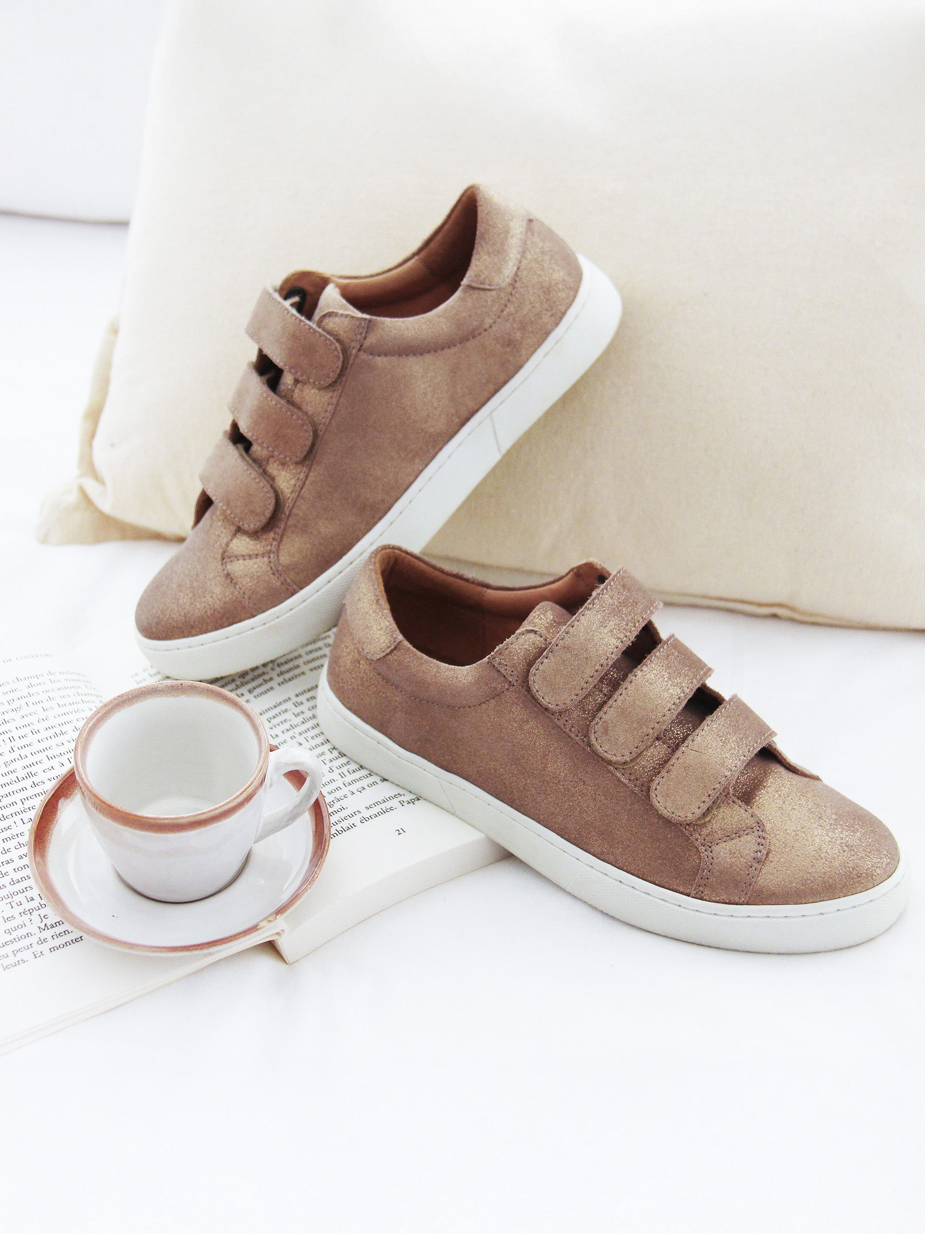 vue posée baskets scratch cuir bronze metallise jules & jenn