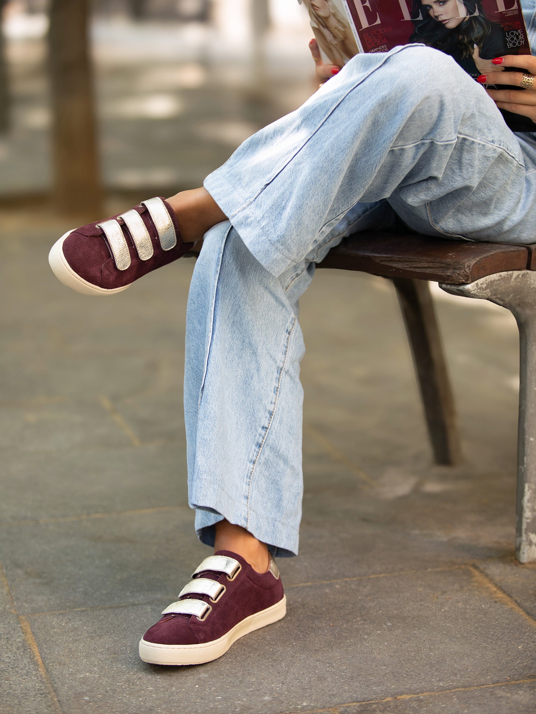 vue portée baskets scratch cuir daim bordeaux et doré jules & jenn