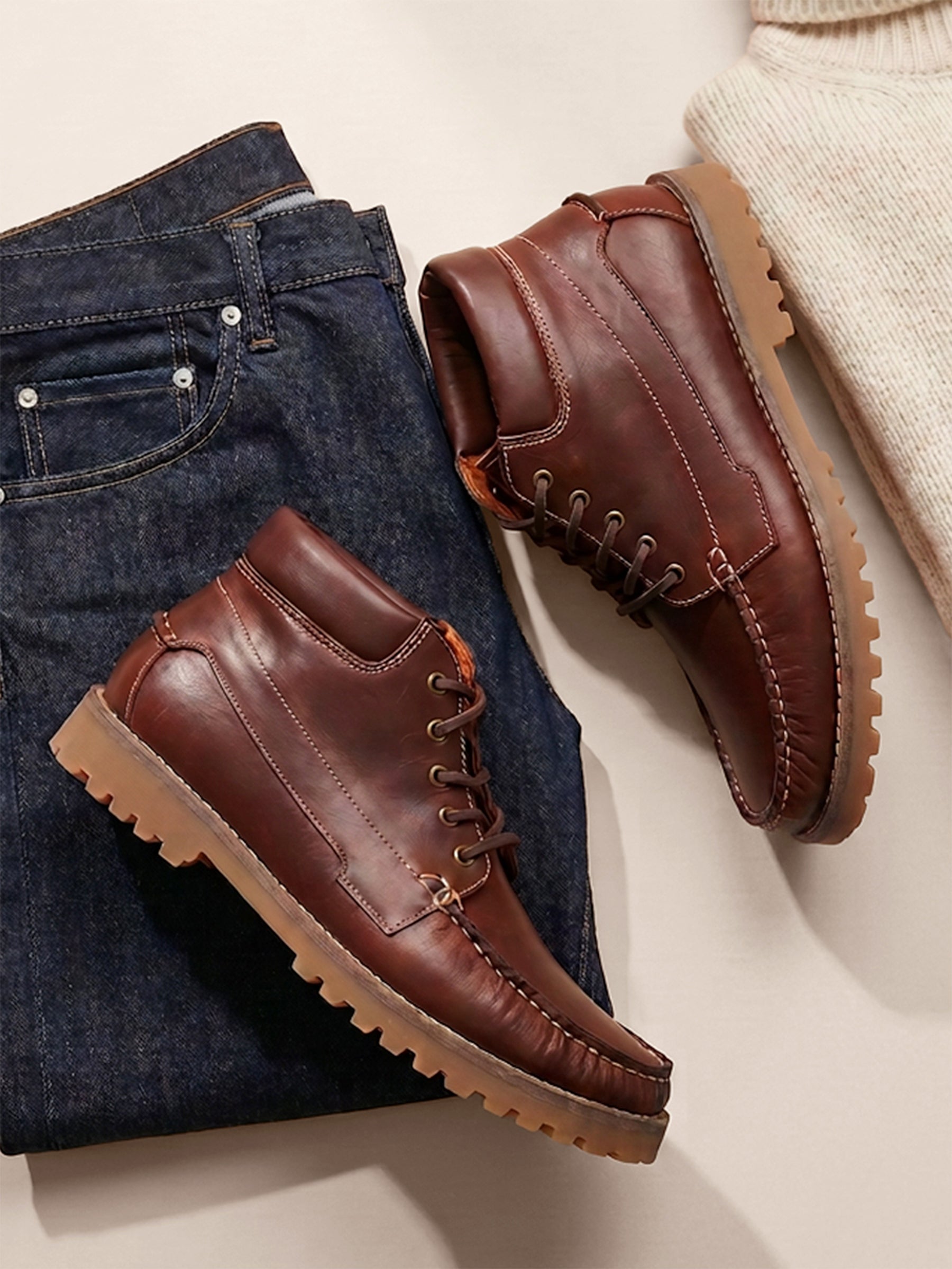 photo vue posee boots ateau campons tom cuir cognac jules jenn 2