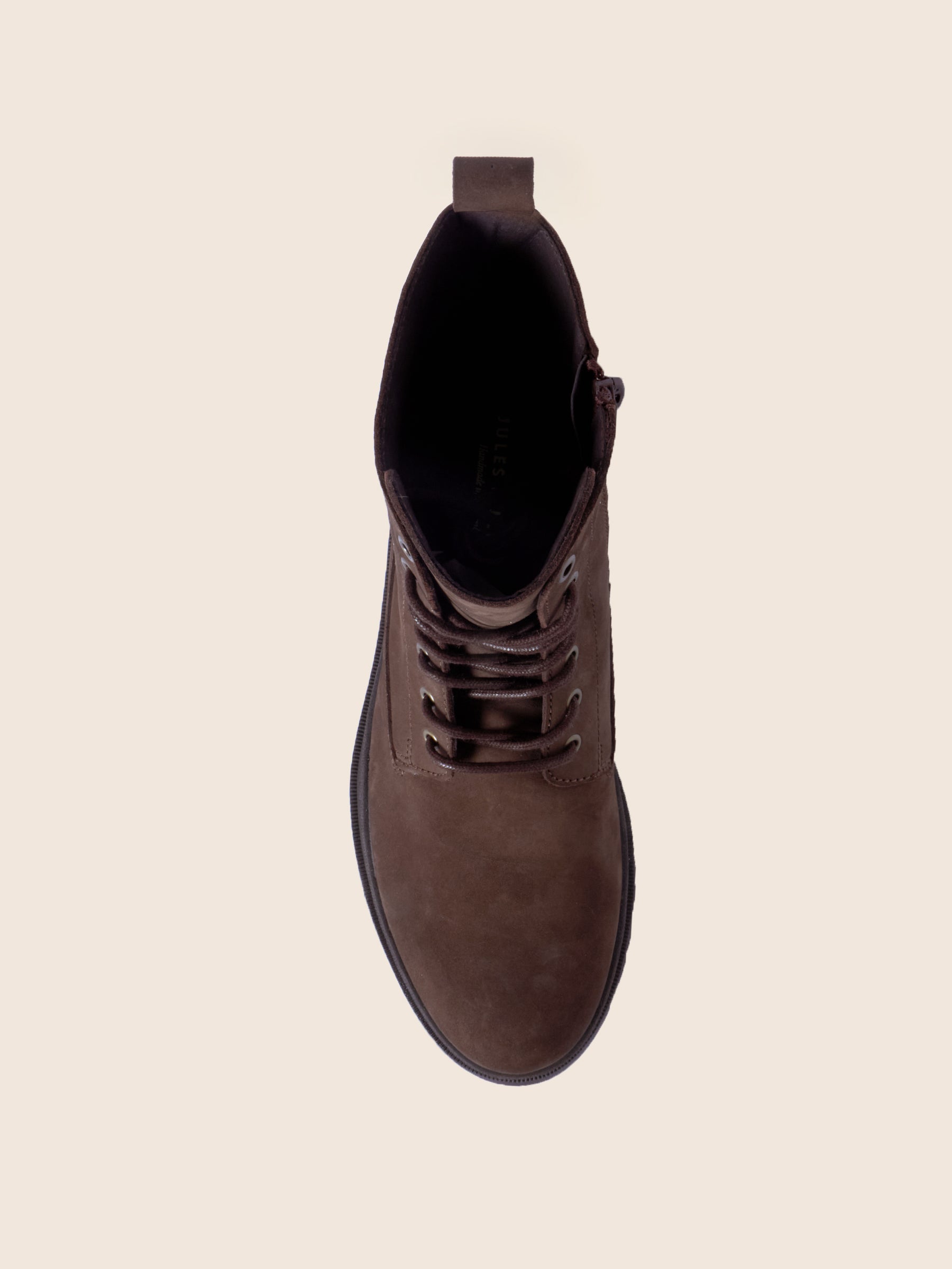 vue dessus boots lacet cuir nubuck marron jules jenn