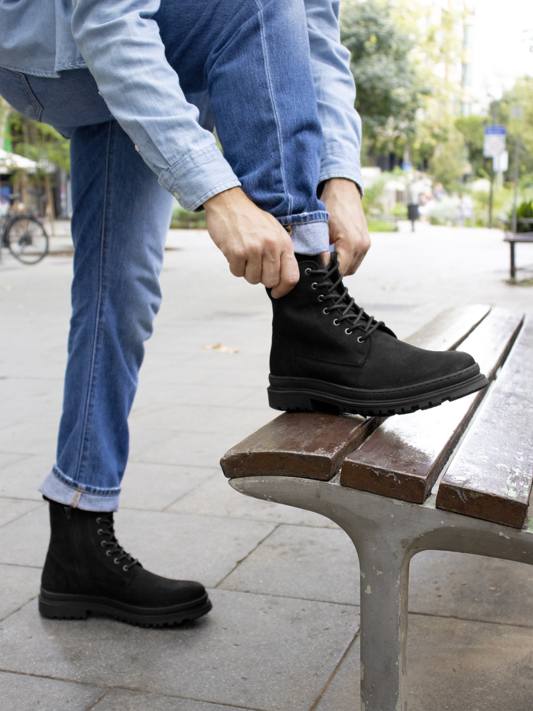 vue portée boots lacet cuir nubuck noir jules jenn