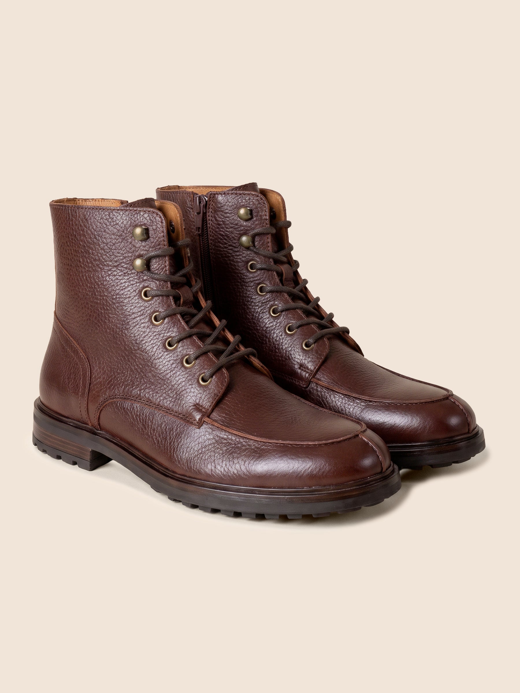 vue avant boots plateau cuir graine marron jules & jenn