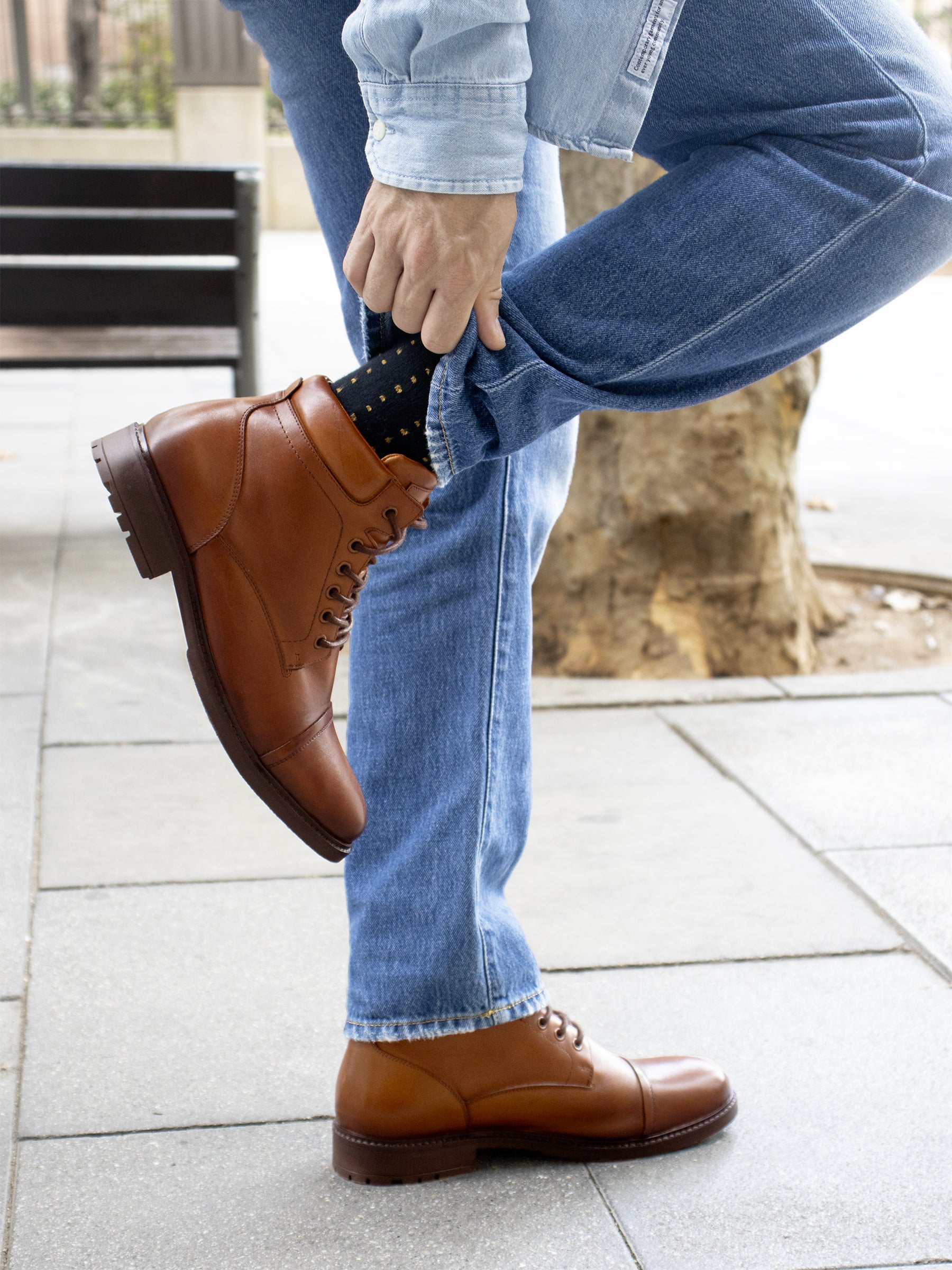 vue portée boots rangers cuir cognac jules jenn
