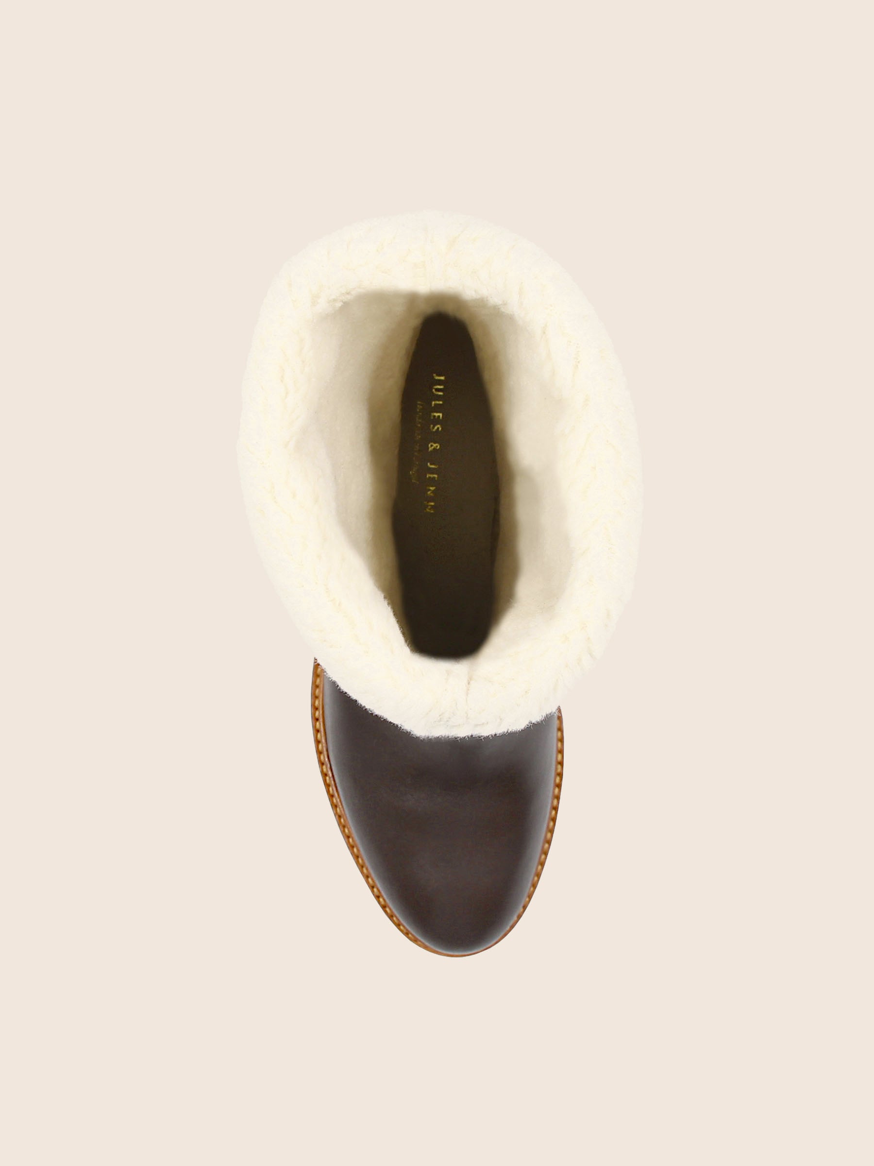 vue dessus bottes fourrees cuir marron jules & jenn