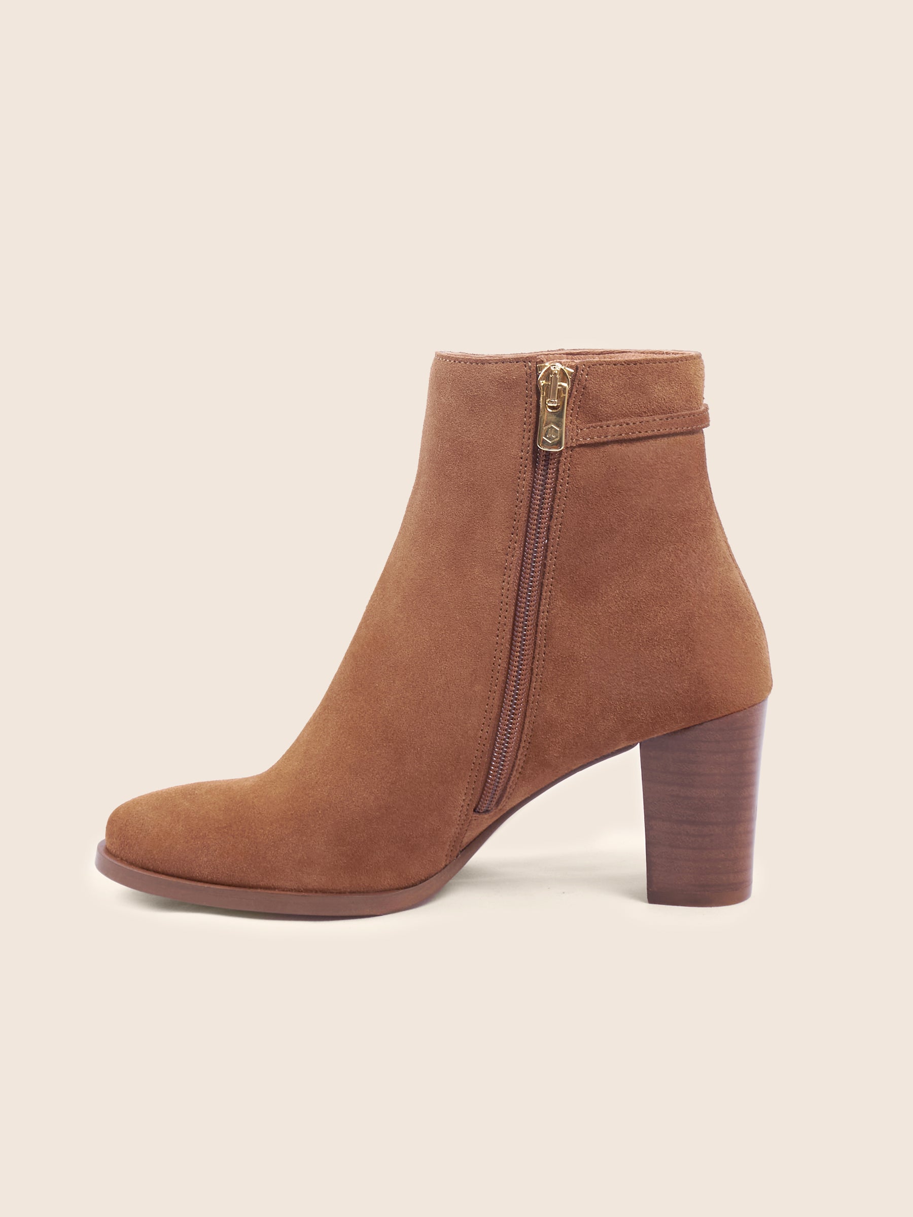 photo vue intérieure bottines bijoux talon zelie cuir daim cognac jules jenn