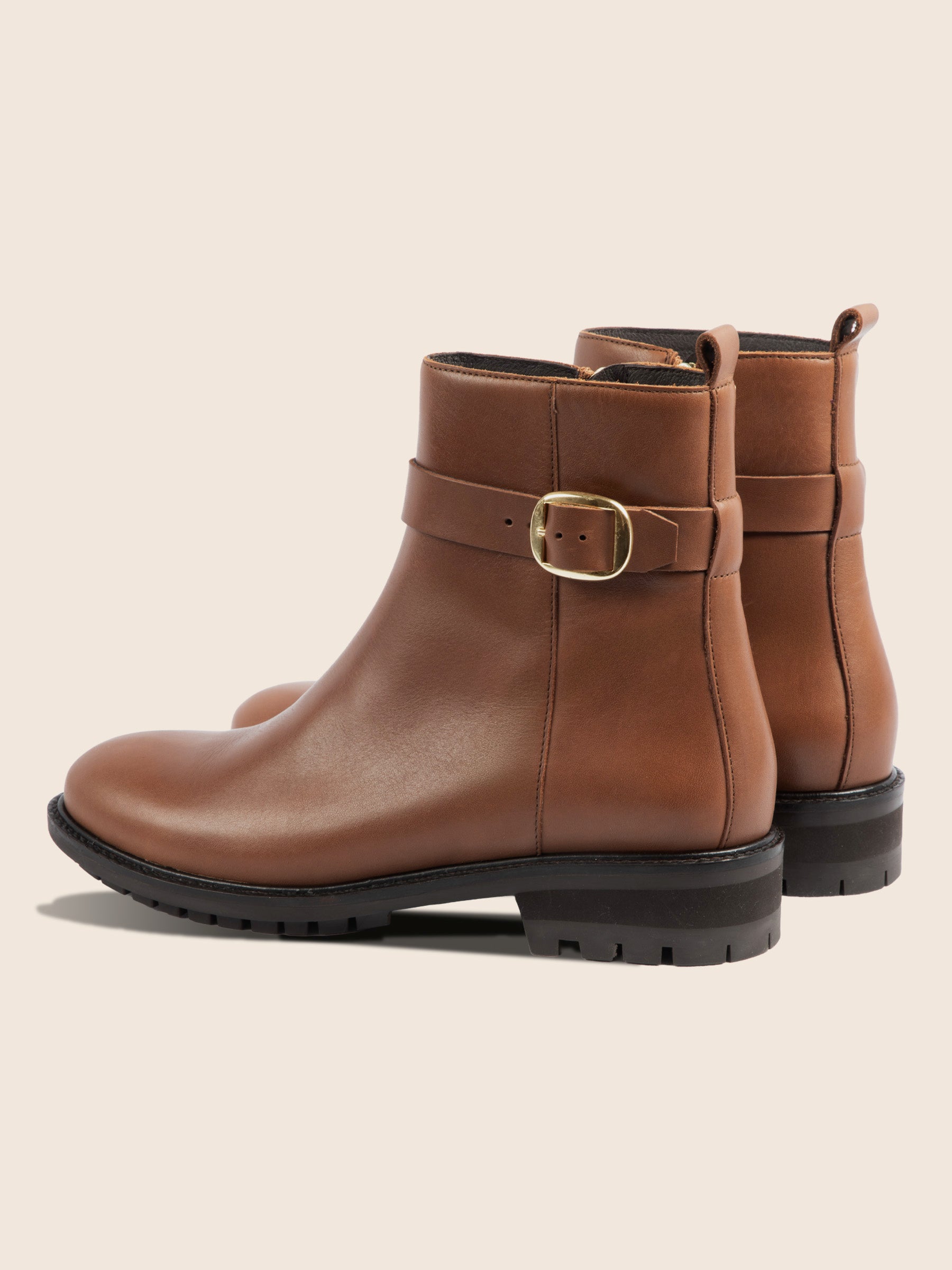vue arrière bottine à boucle cuir camel jules jenn