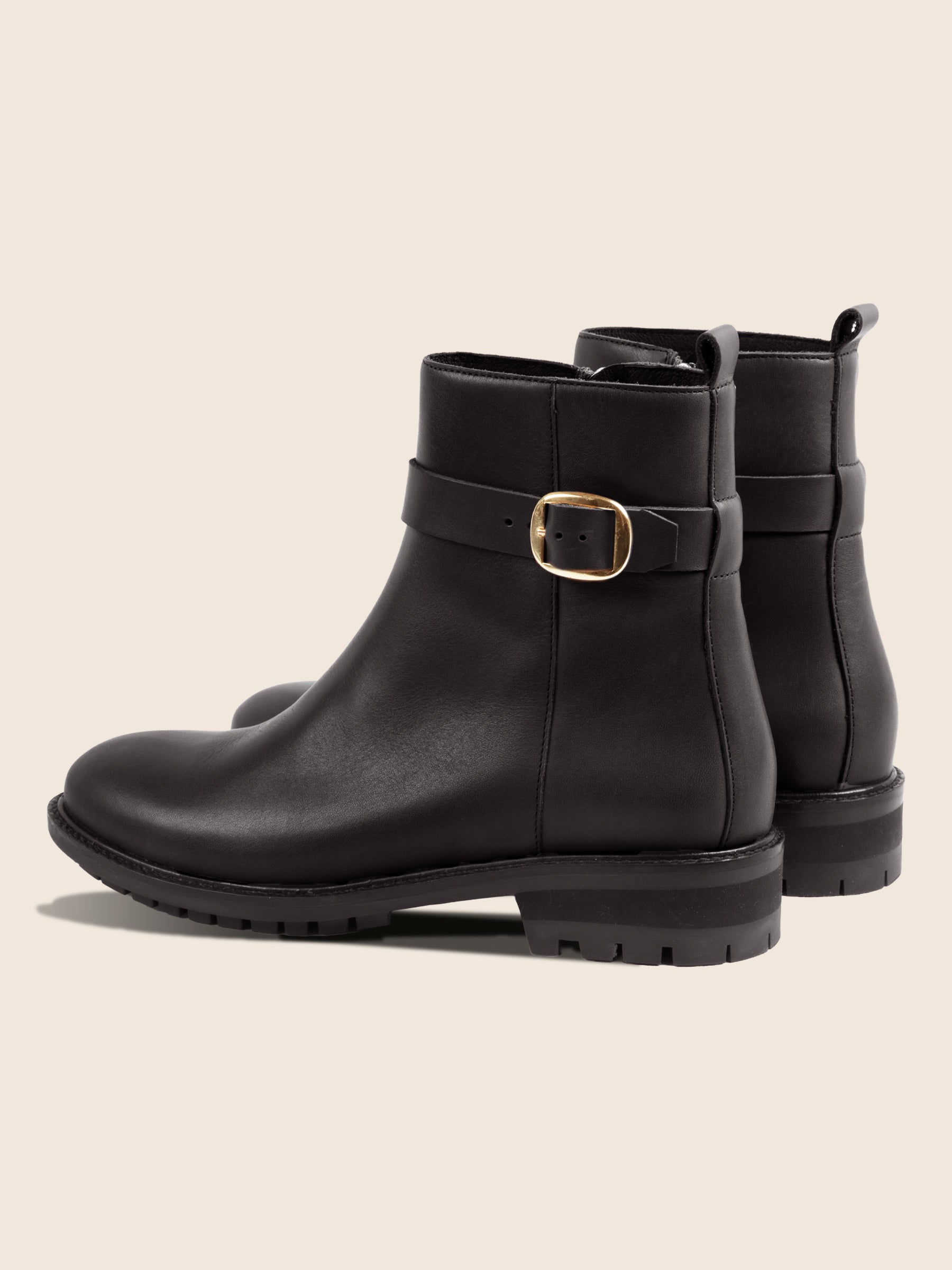 vue arrière bottine à boucle cuir noir jules jenn