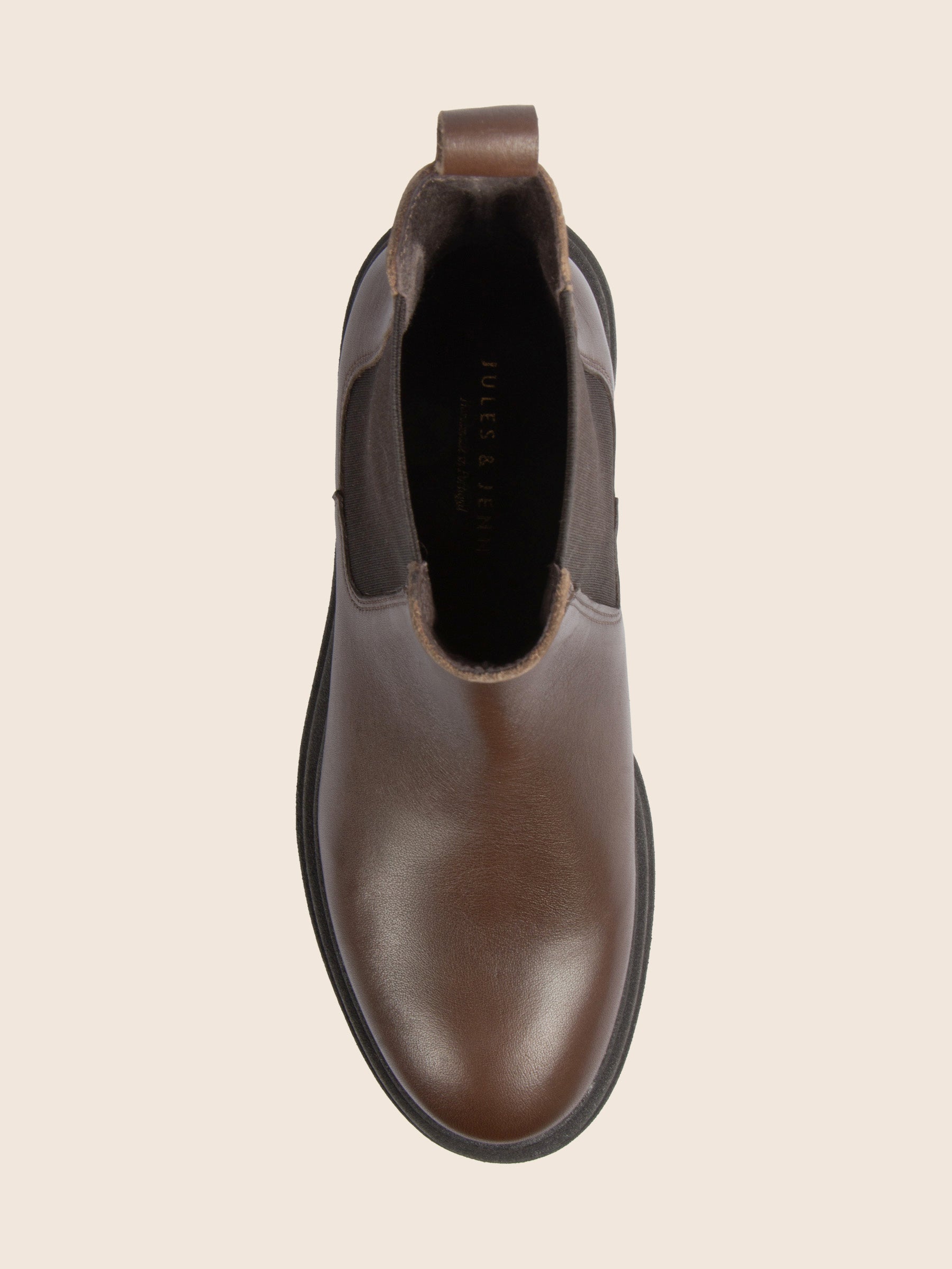 vue dessus bottines chelsea crantées cuir marron jules jenn