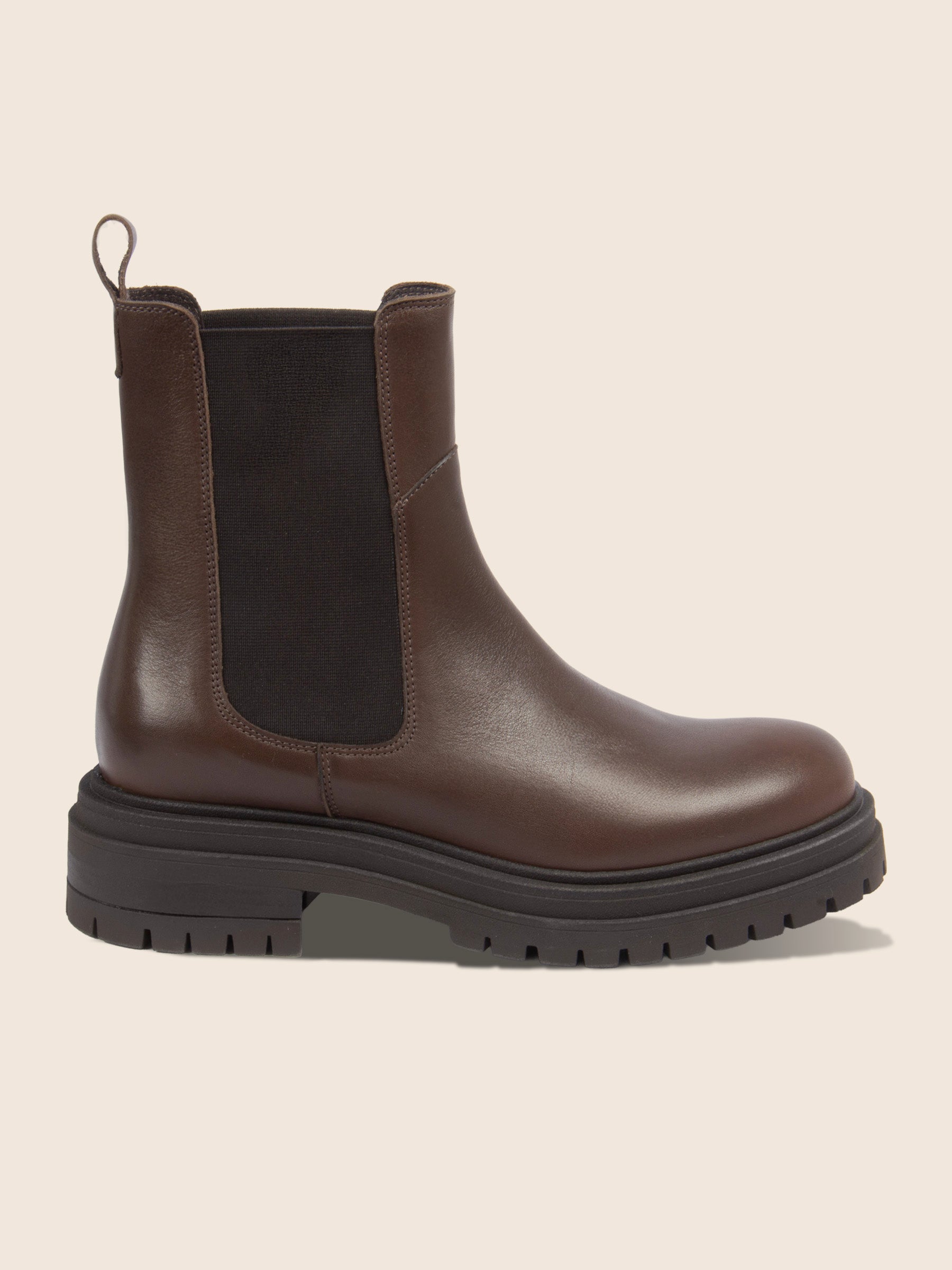 vue extérieur bottines chelsea crantées cuir marron jules jenn