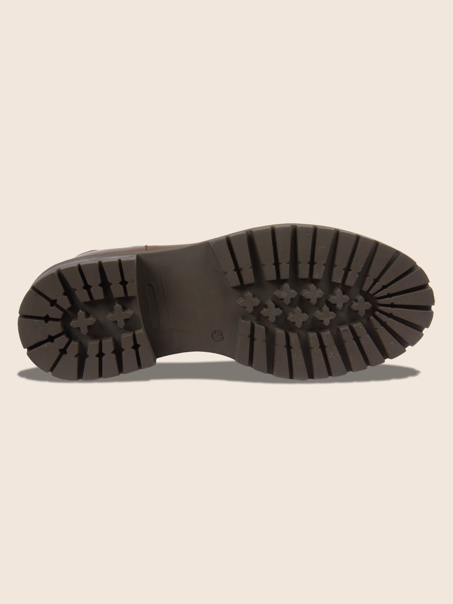 vue dessous bottines chelsea crantées cuir marron jules jenn