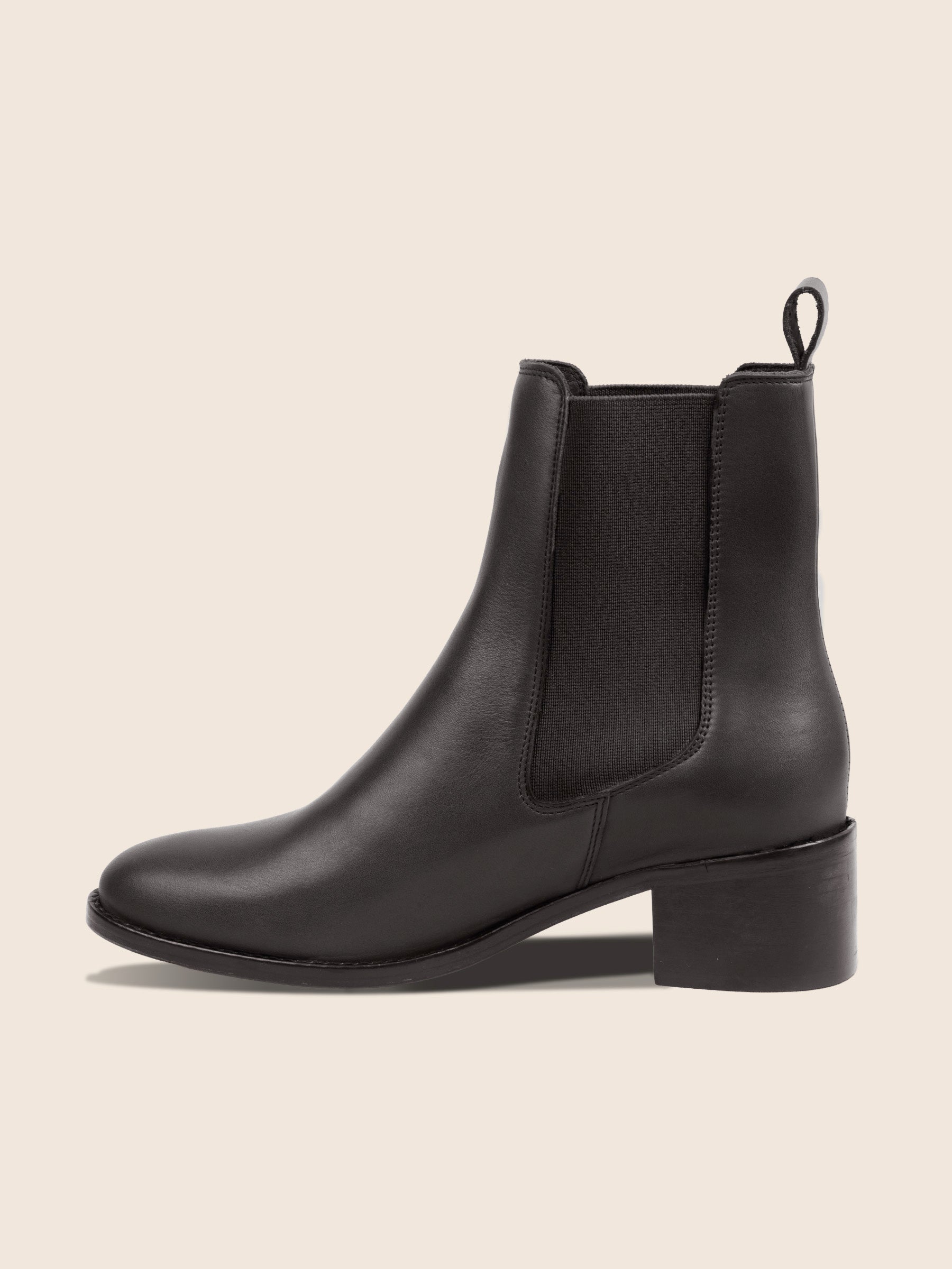 vue intérieur bottines talon chelsea cuir noir jules jenn