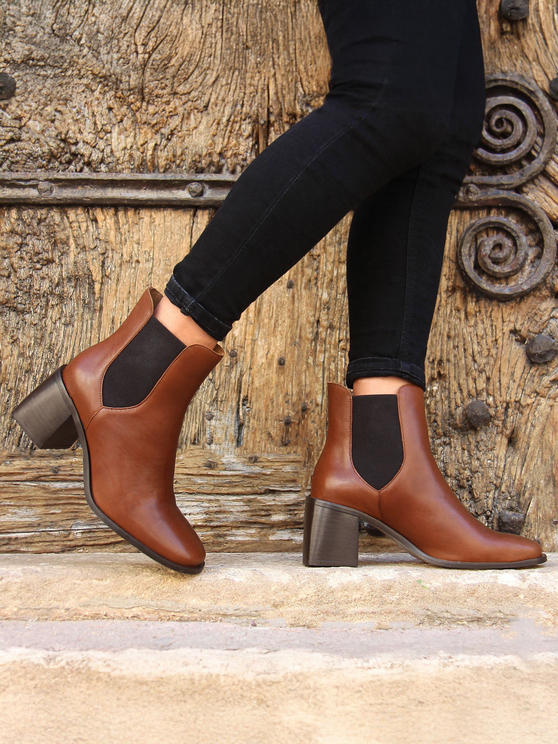 Bottines Chelsea talon cuir camel