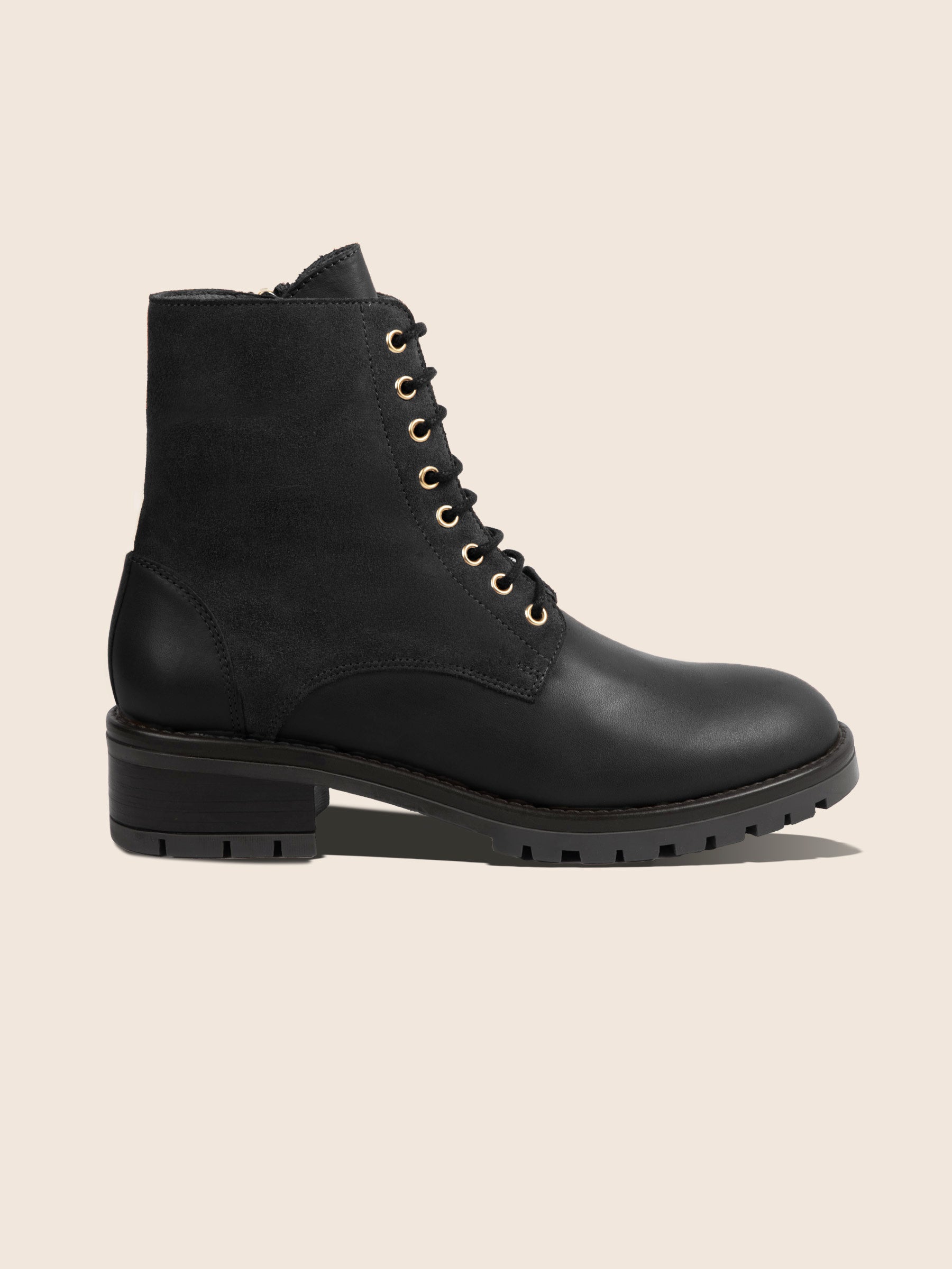 vue extérieur bottines à lacet cuir noir jules&jenn