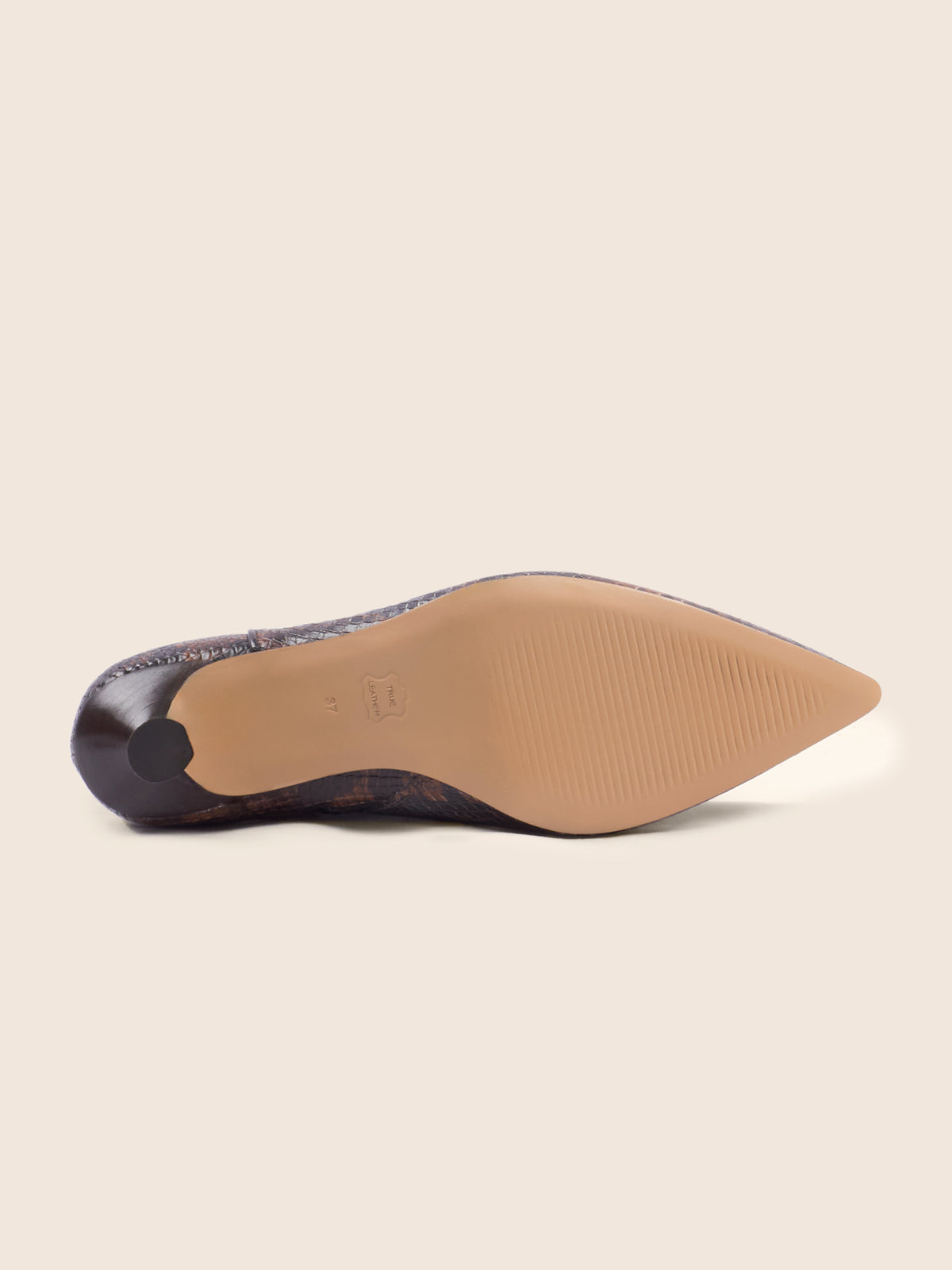 vue dessous bottines pointues petit talon isaure cuir marron python jules jenn
