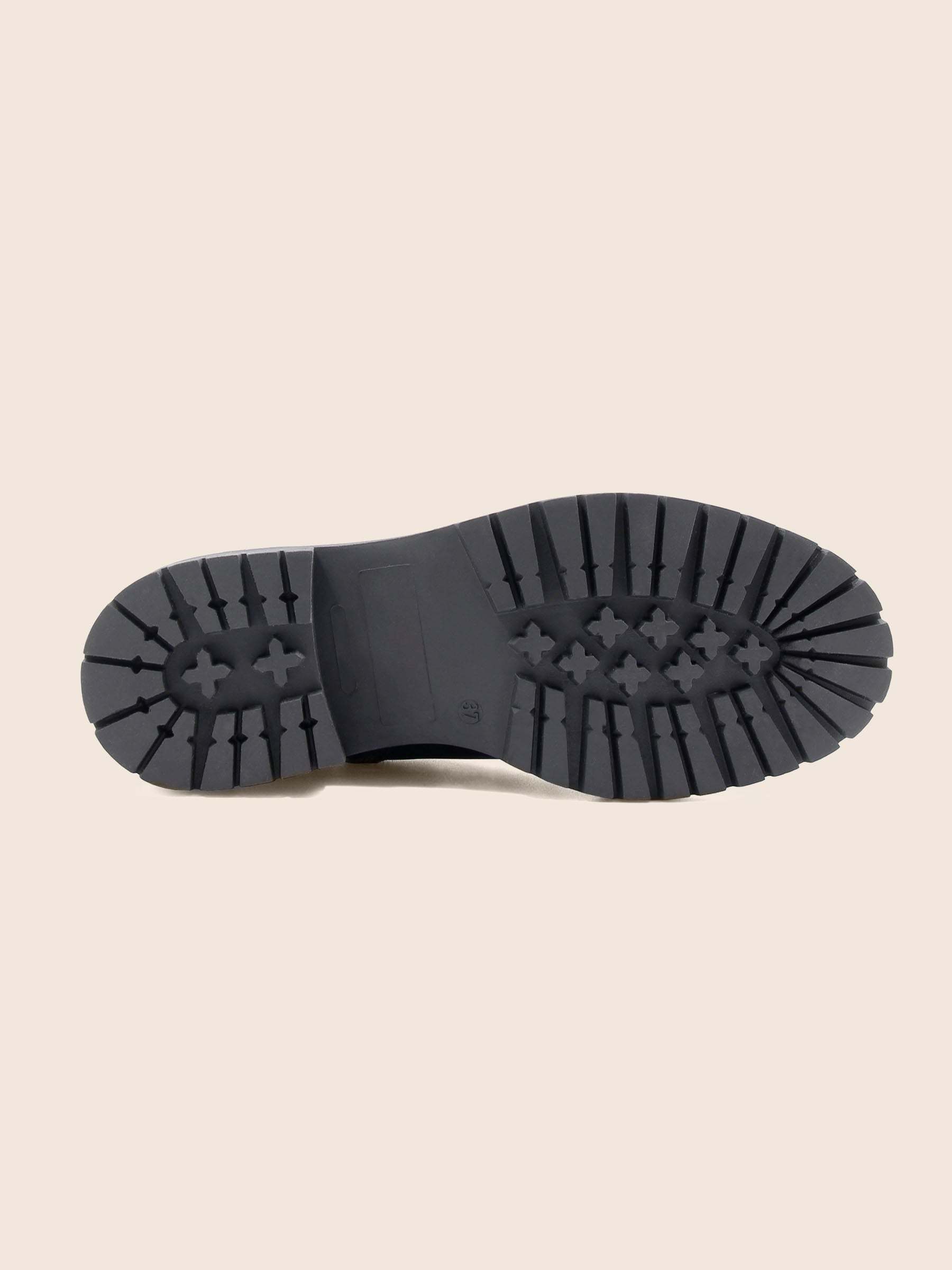 vue dessous bottines ranger crantees cuir noir jules & jenn