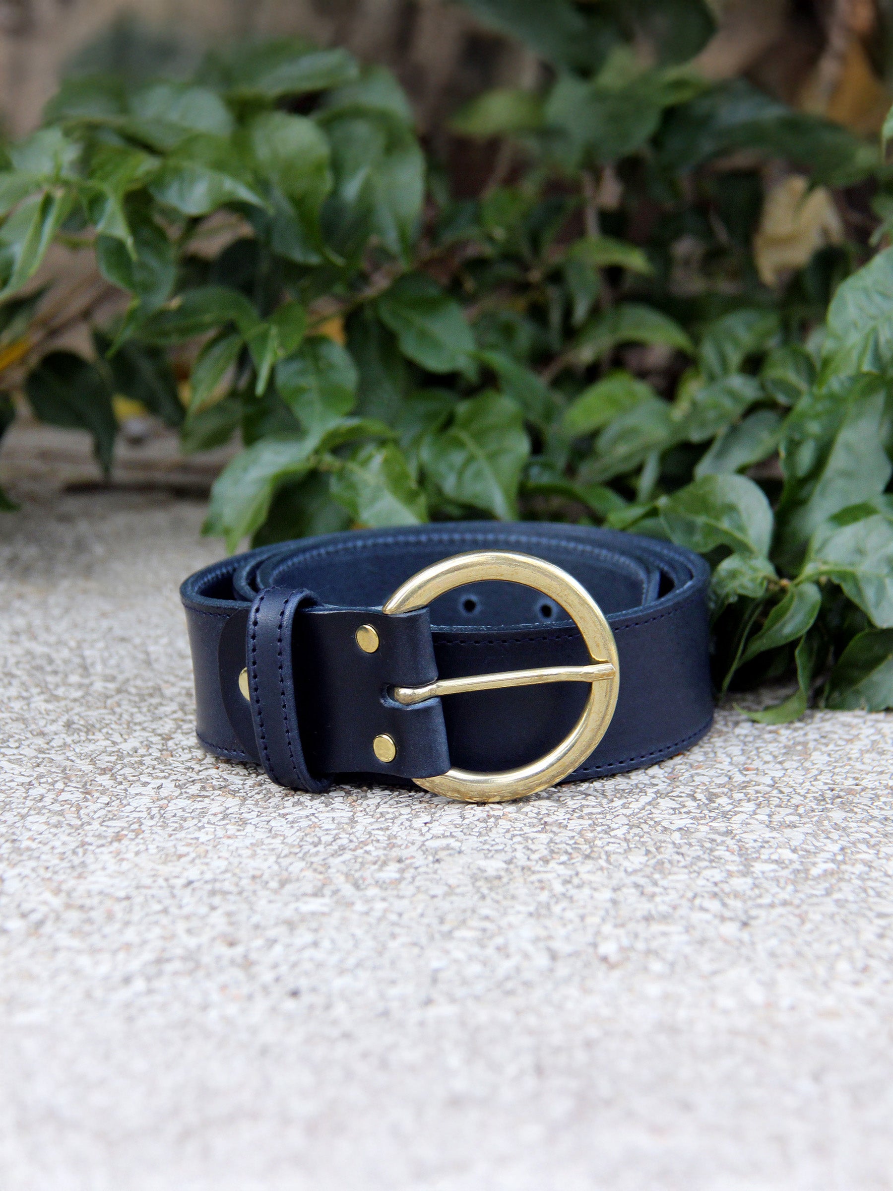 vue posée ceinture boheme cuir bleu jules & jenn