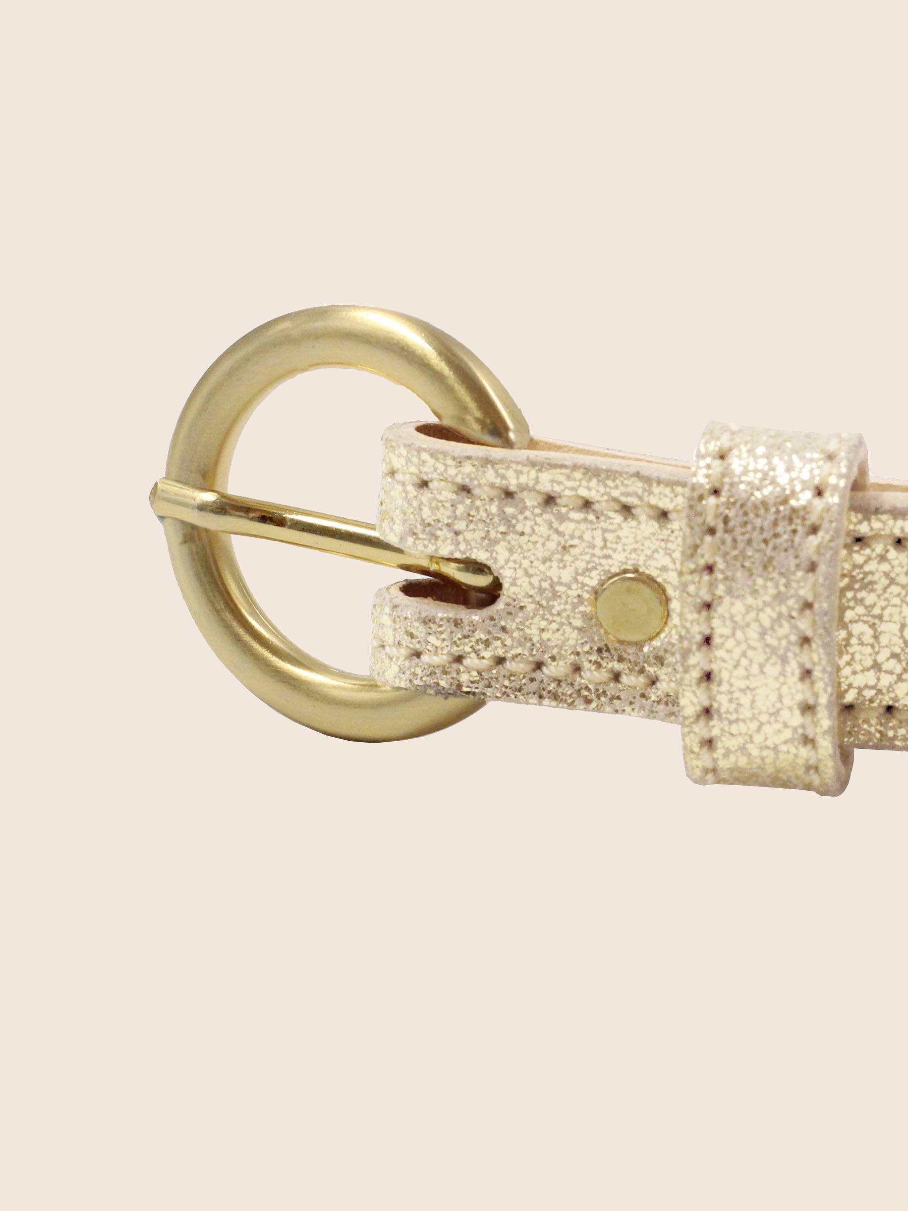 vue boucle ceinture boucle or cuir dore metallise jules & jenn