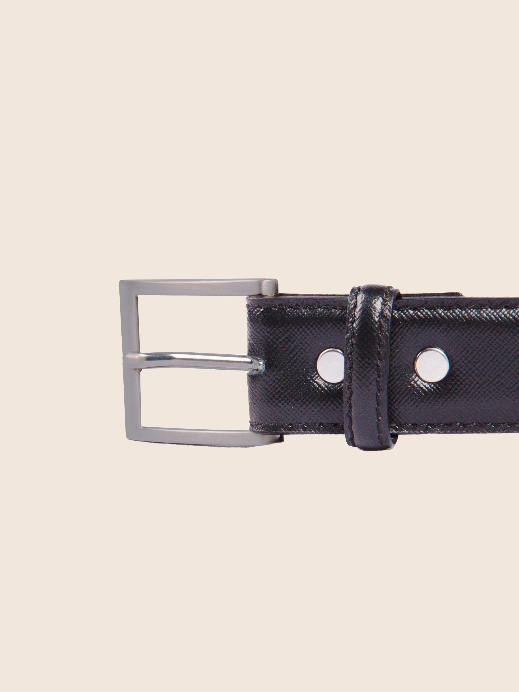 vue boucle ceinture classique cuir grave noir jules & jenn