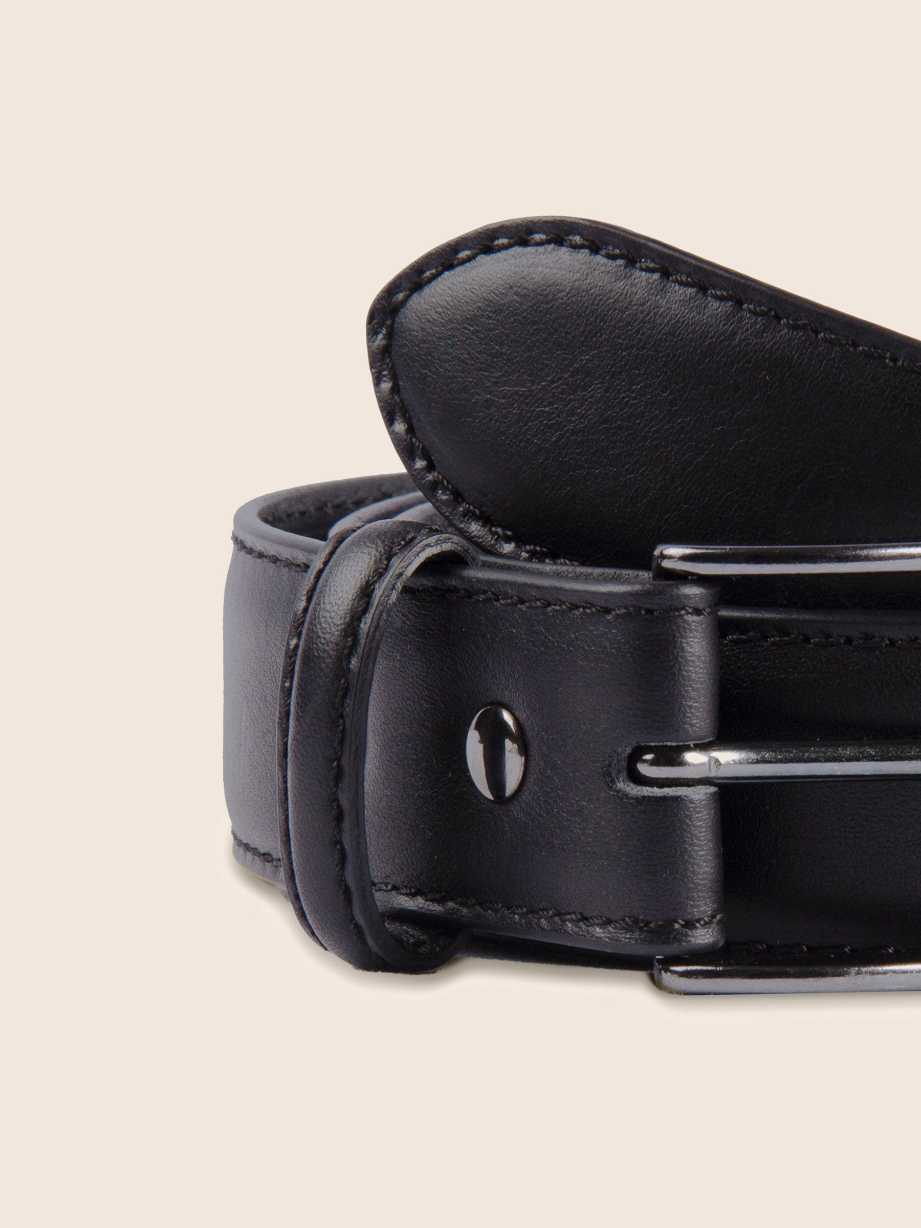 gros plan ceinture madrid cuir noir jules & jenn
