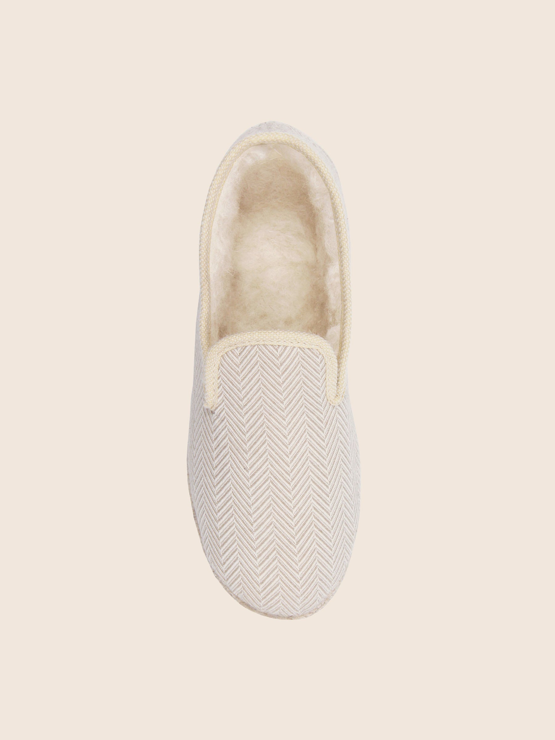 photo vue dessus charentaise blanc beige jules jenn 