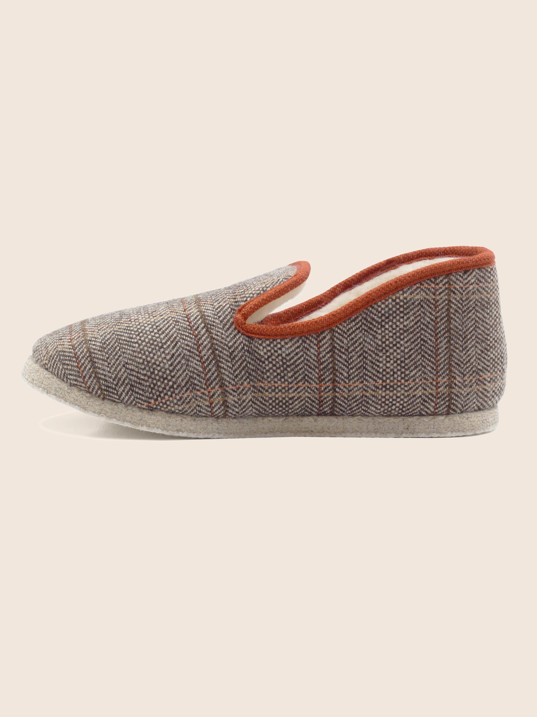 vue intérieure charentaises marron orange jules & jenn