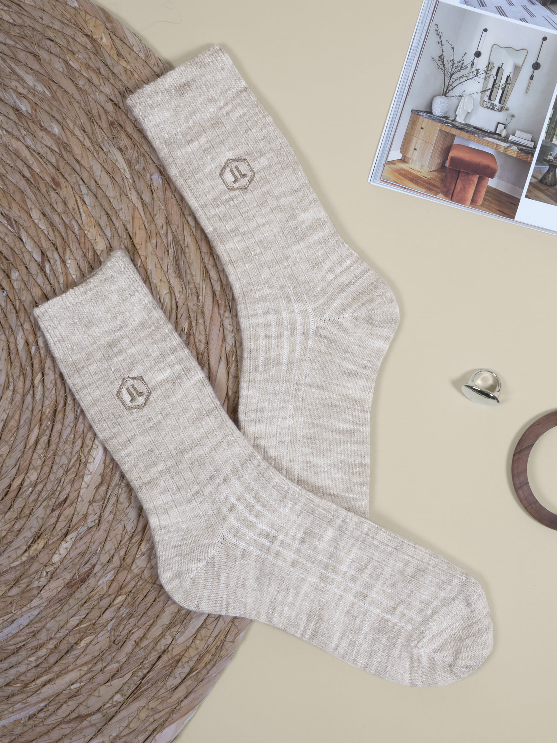 vue posée chaussettes cosy beige jules jenn