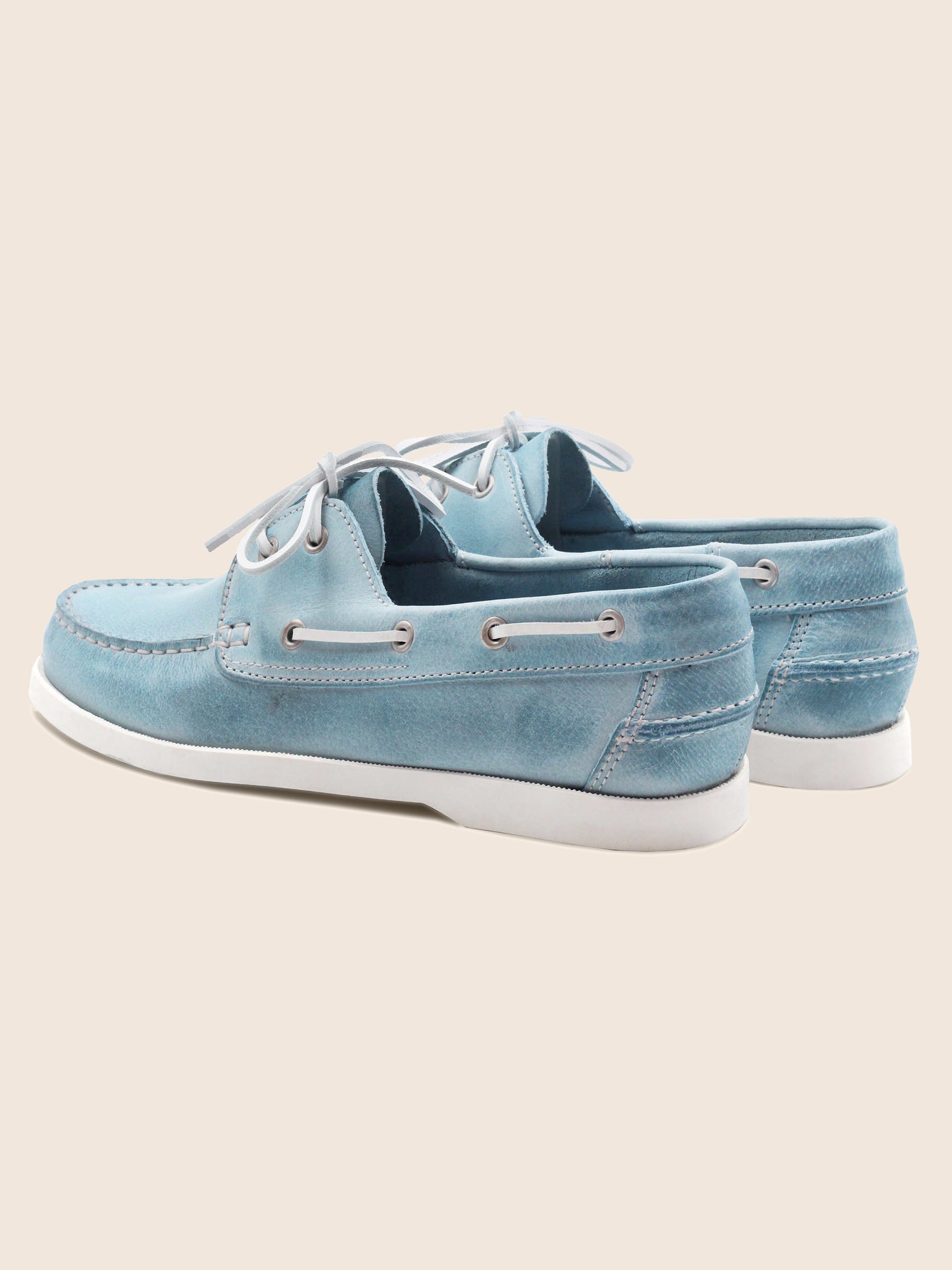 Chaussures bateau cuir bleu clair