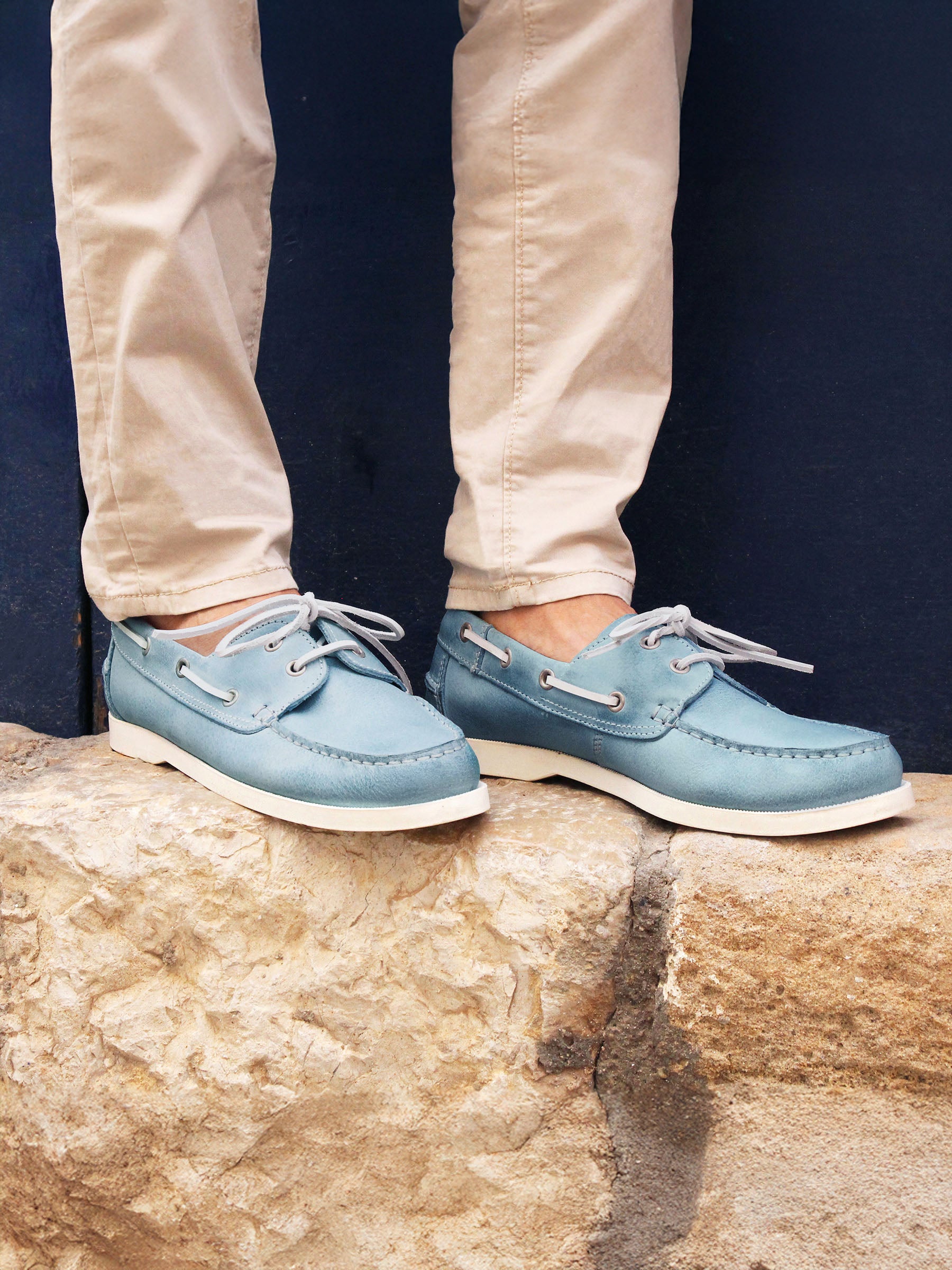 Chaussures bateau cuir bleu clair