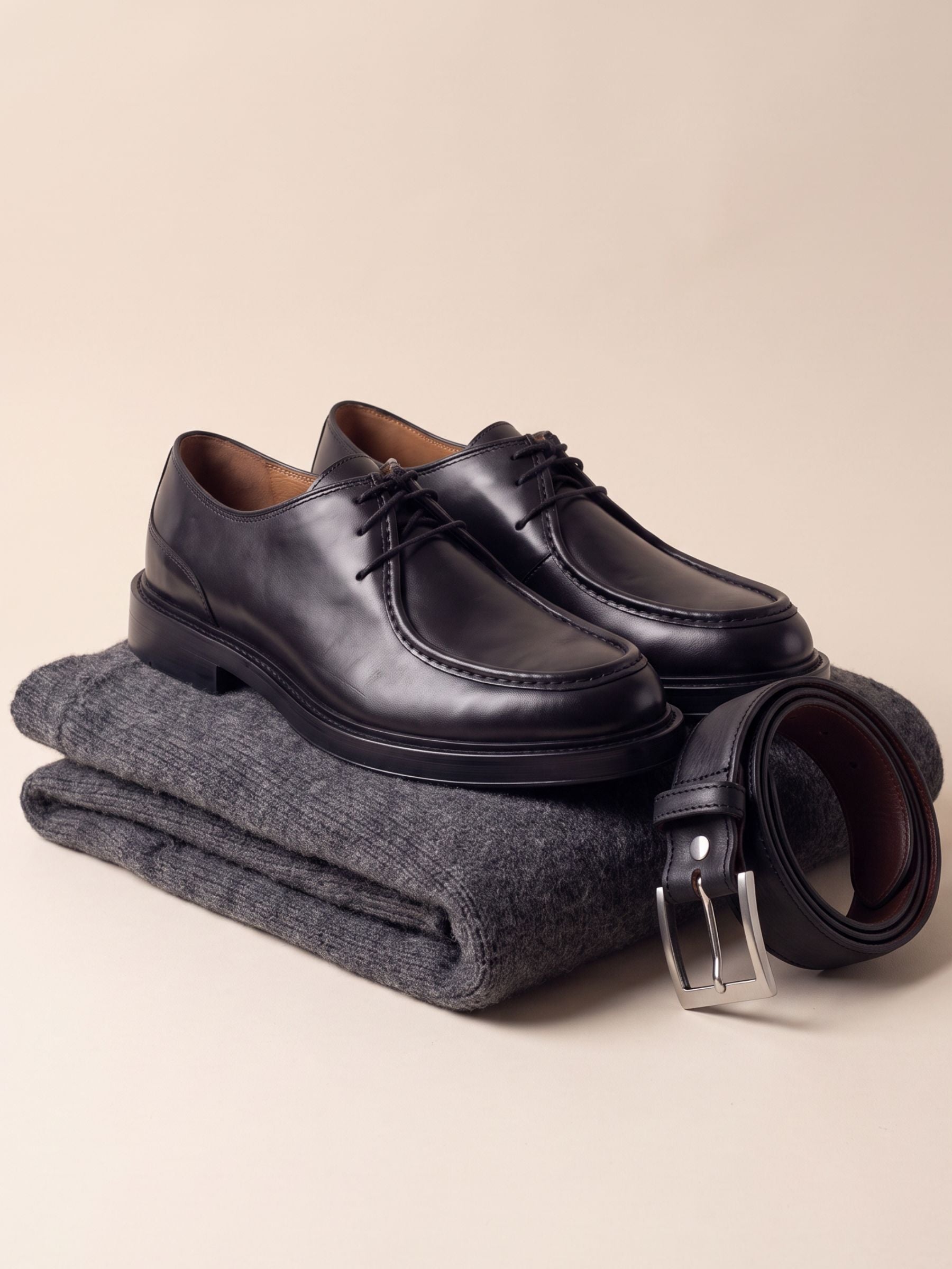 vue posee derbies plateau cuir noir jules & jenn